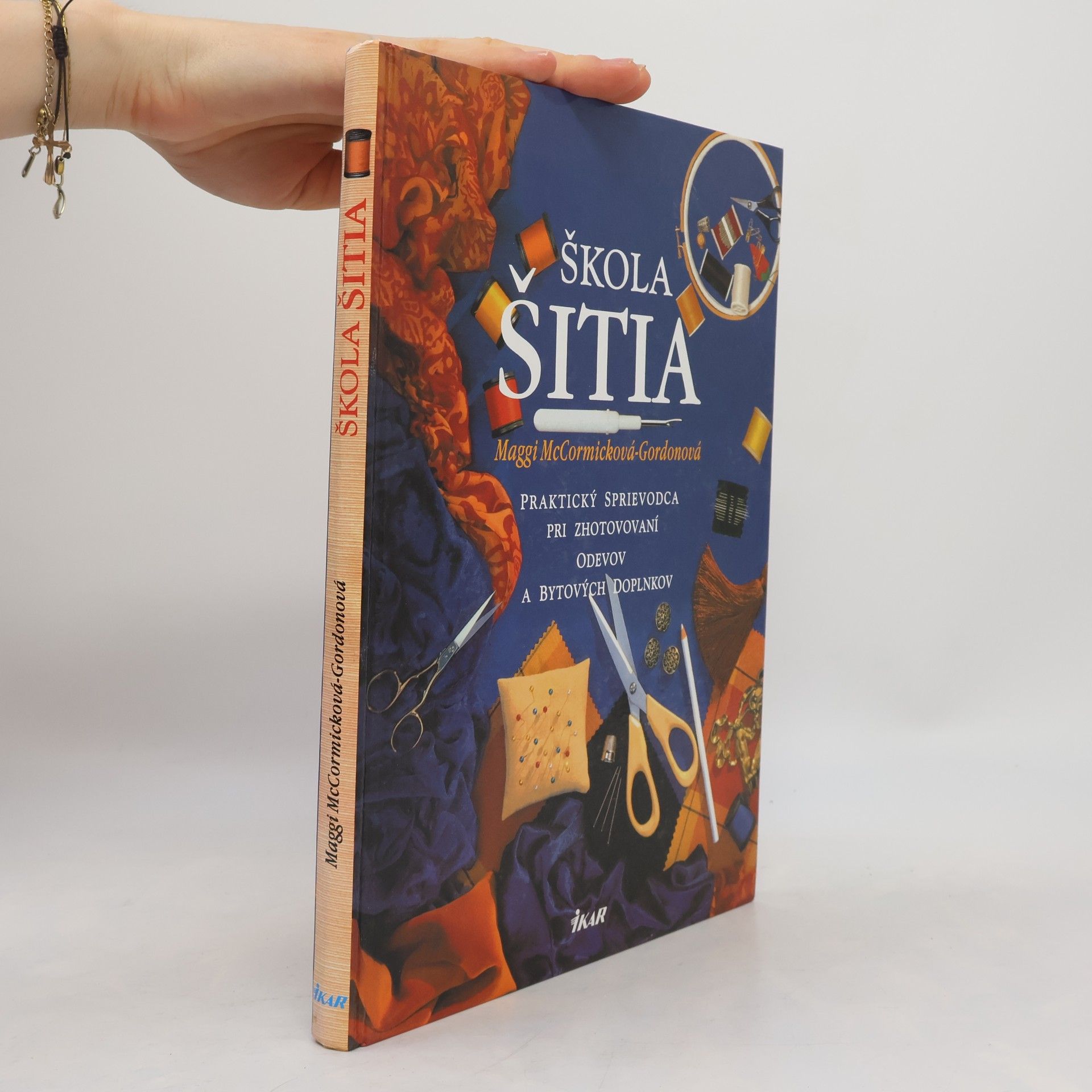 Maggi McCormick Gordon Škola šitia