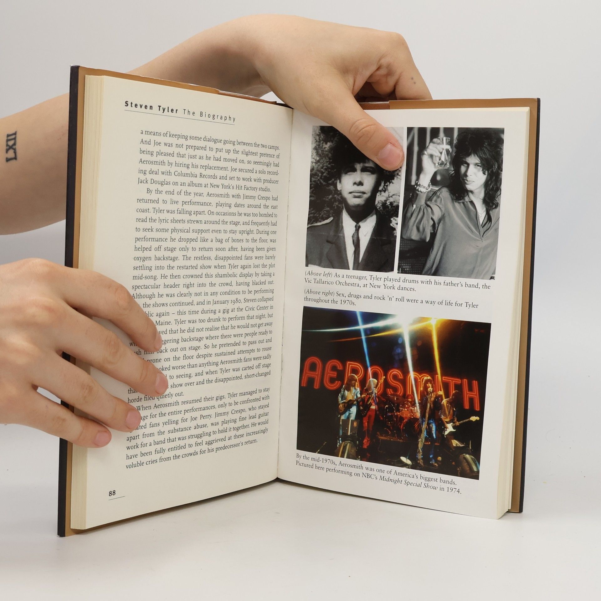 Laura Jackson Steven Tyler: The Biography