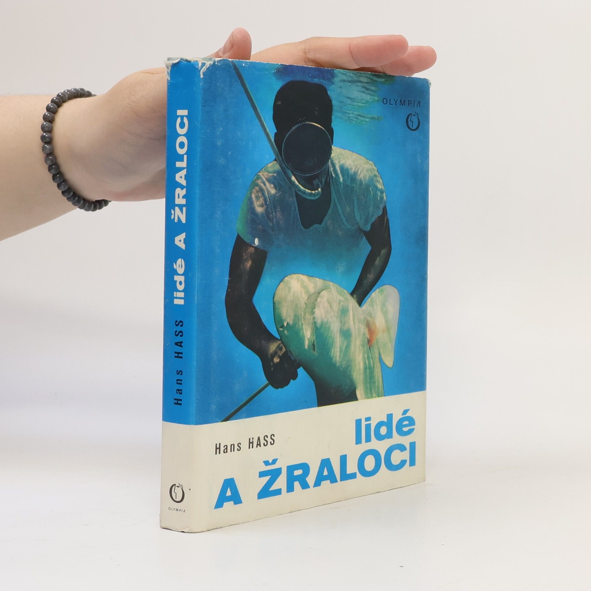 Hans Hass Lidé a žraloci