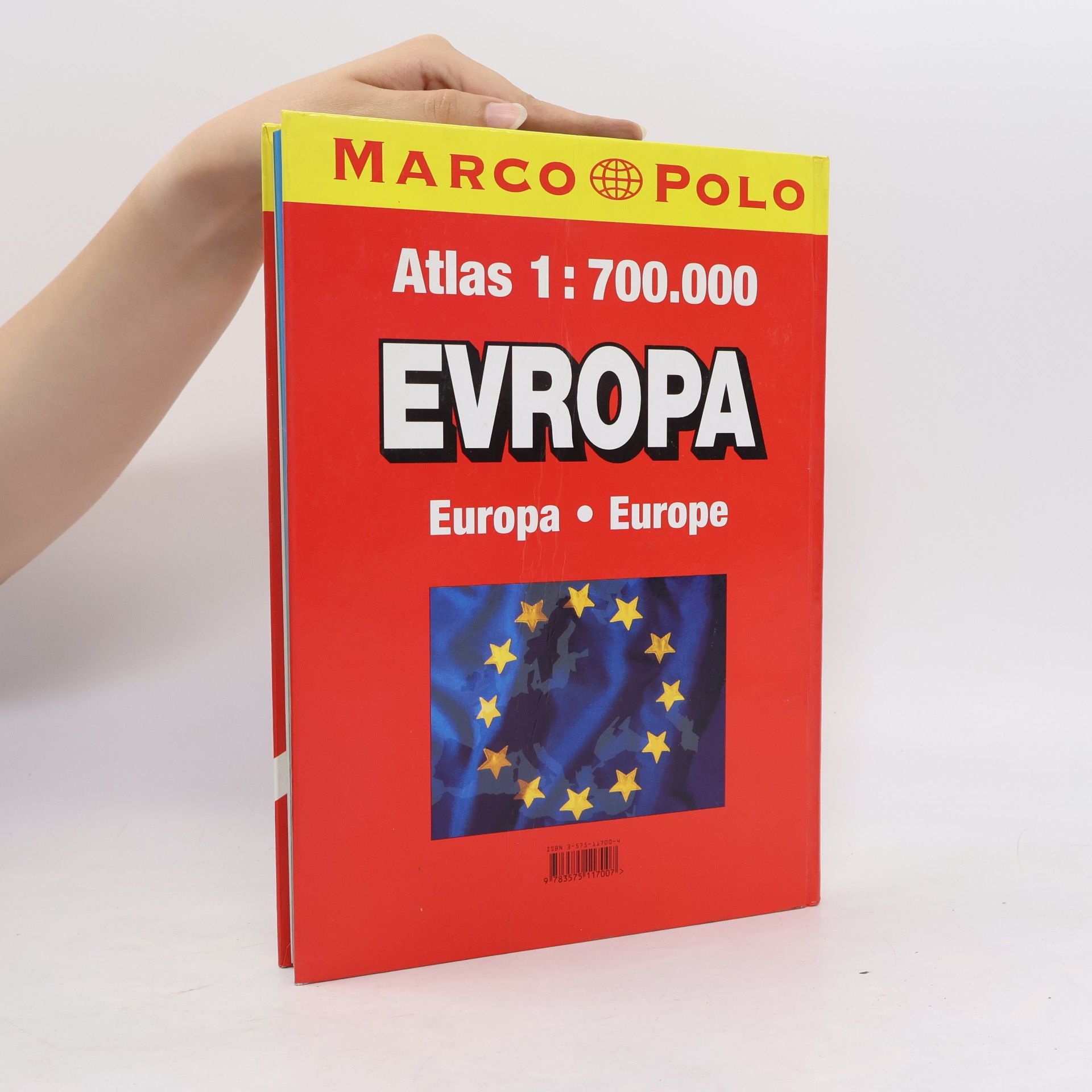 Various authors Evropa. Europa. Europe: atlas 1: 700 000
