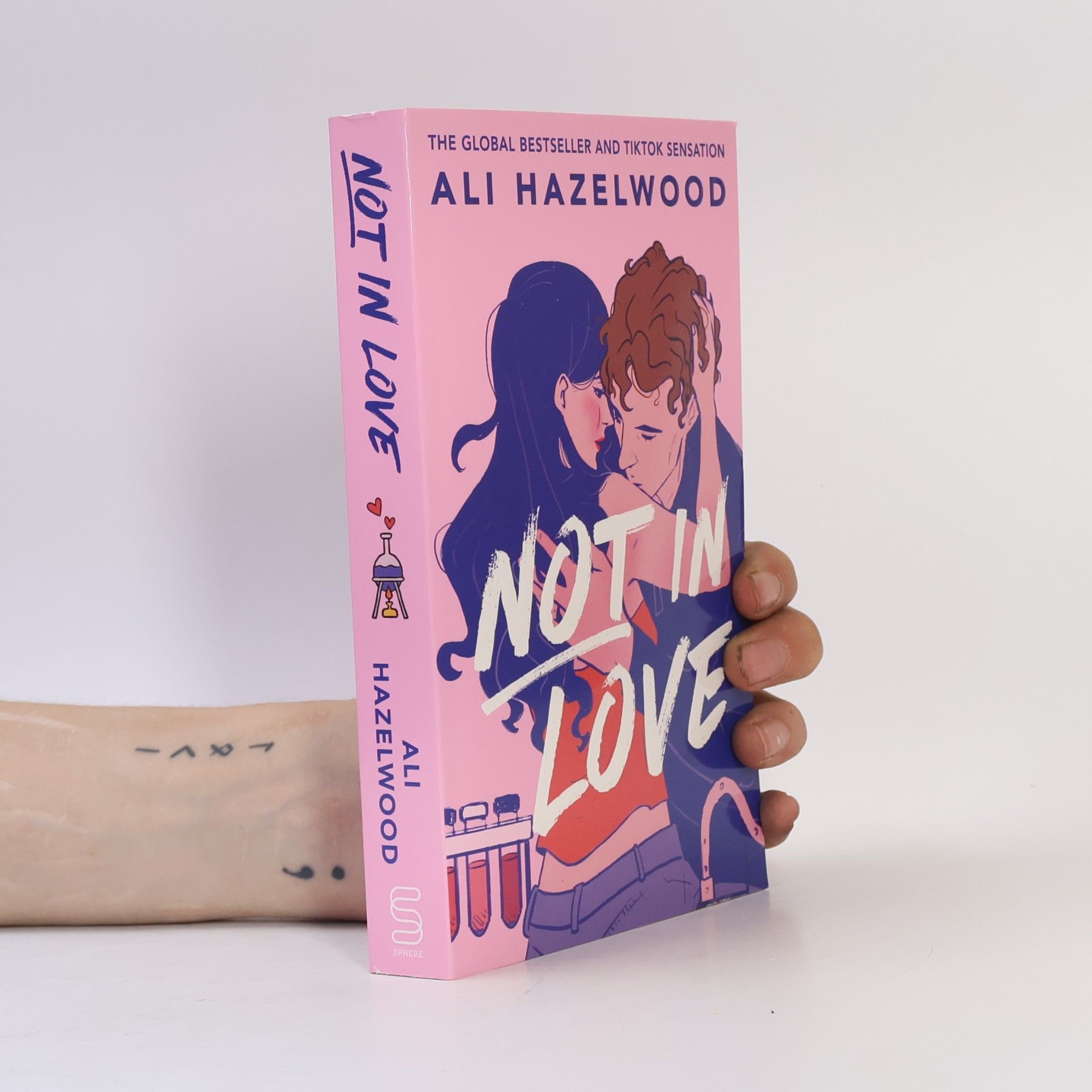 Ali Hazelwood Not in Love