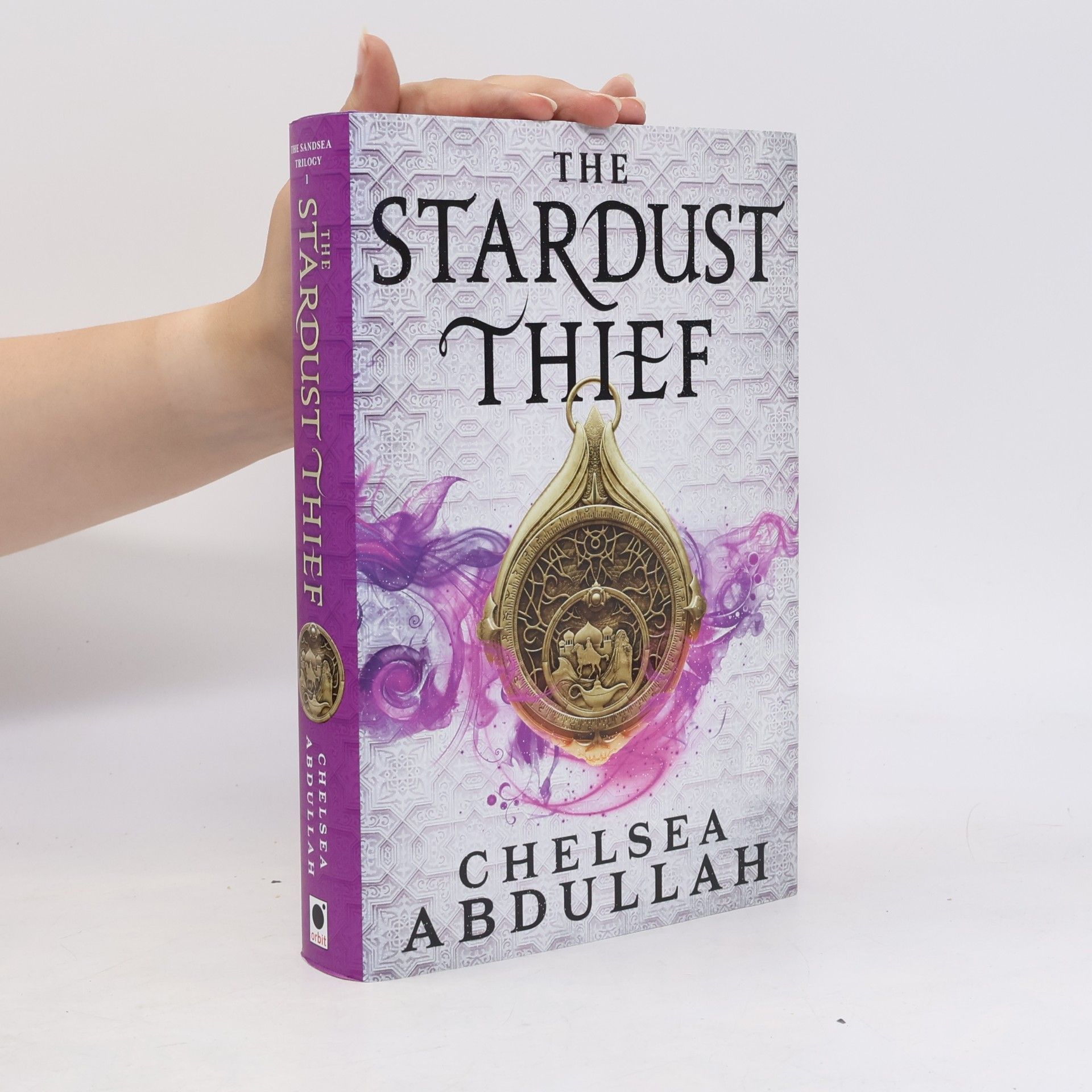 Chelsea Abdullah The Stardust Thief