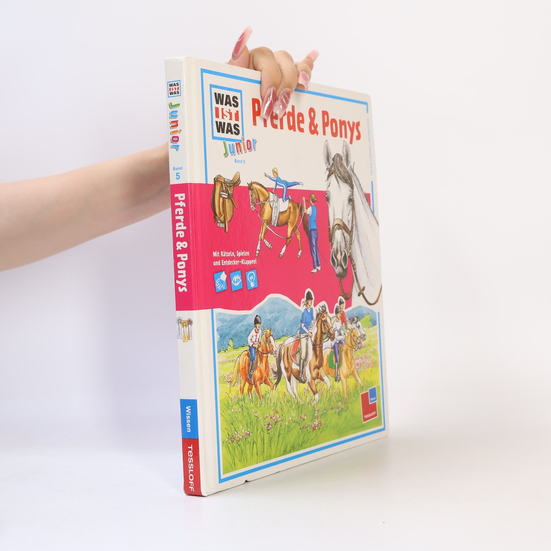 Esther von Hacht Pferde & Ponys