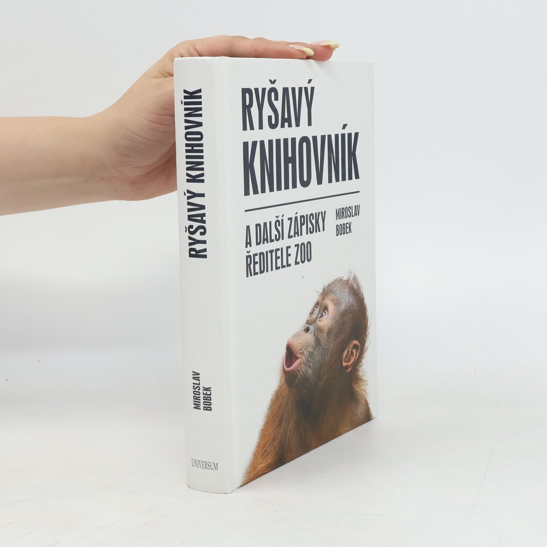 Miroslav Bobek Ryšavý knihovník a další zápisky ředitele zoo