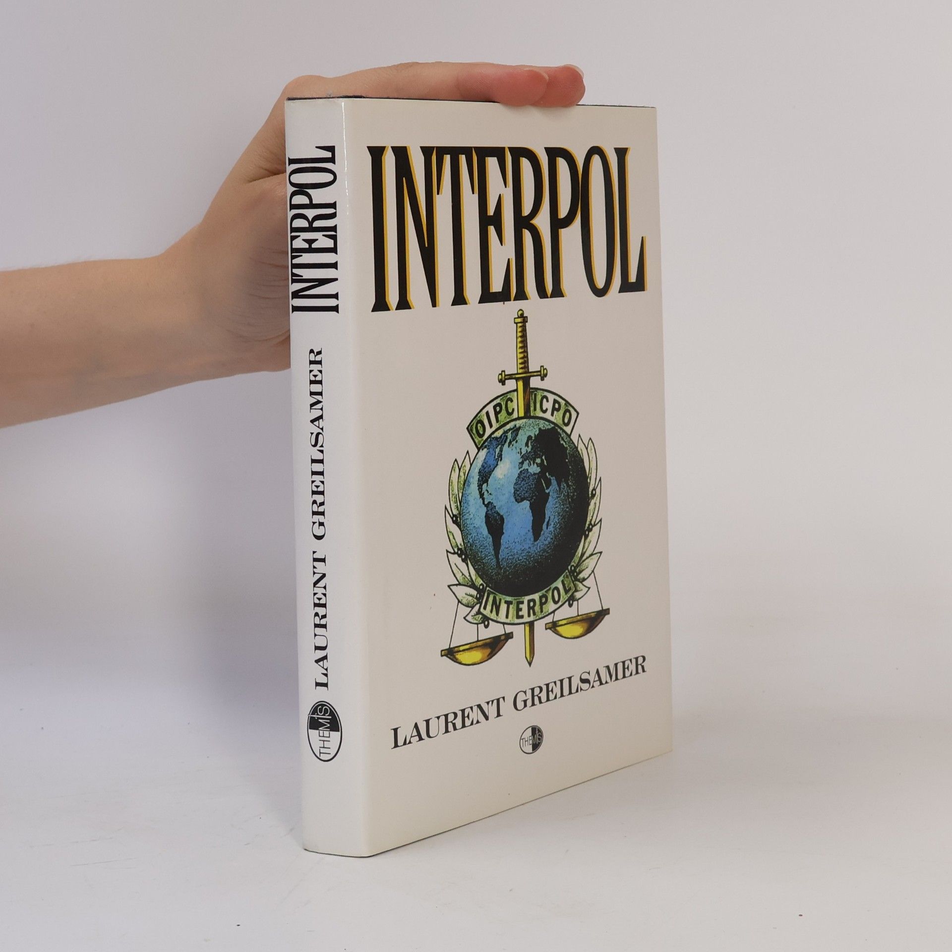 Interpol: policisté bez hranic