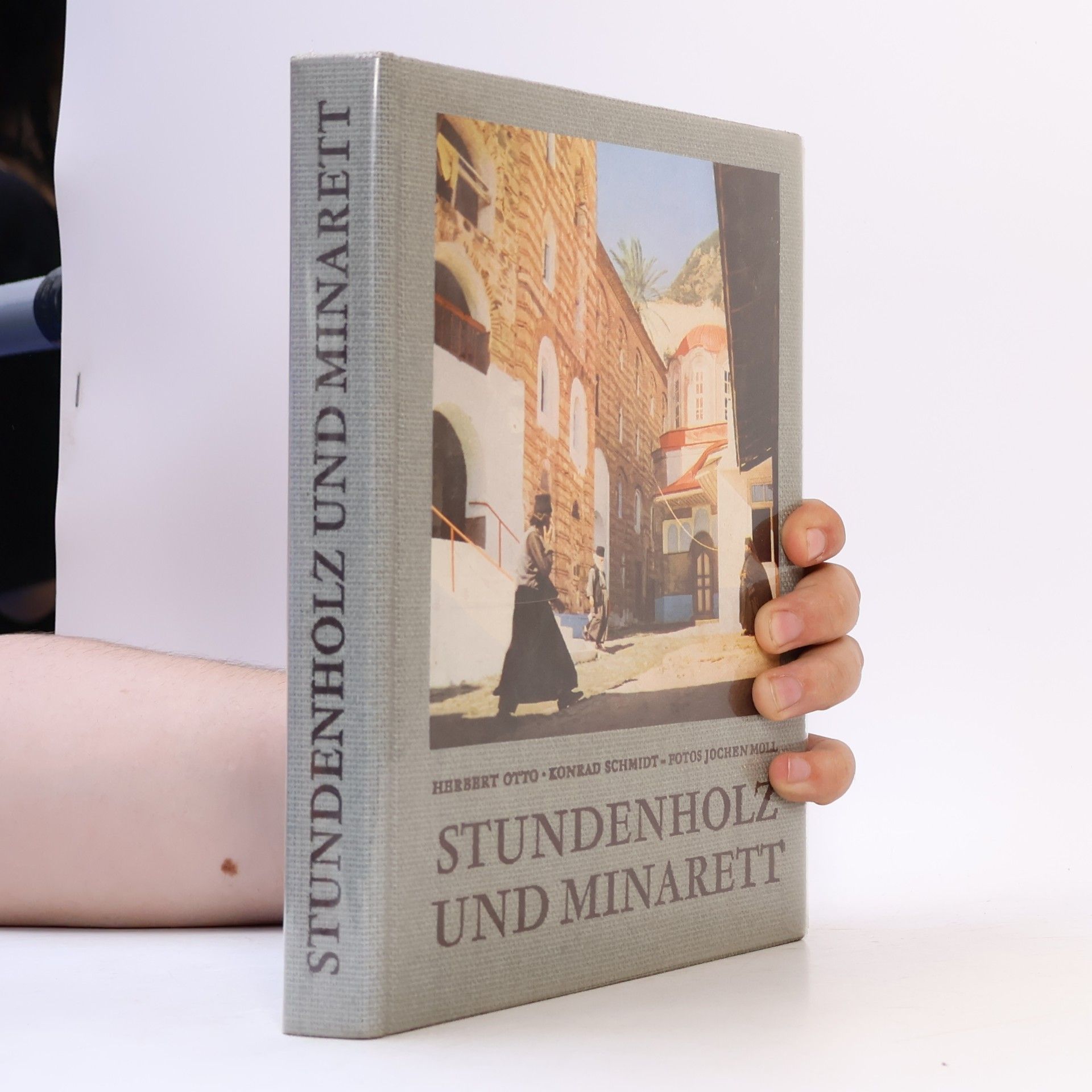 Stundenholz und Minarett