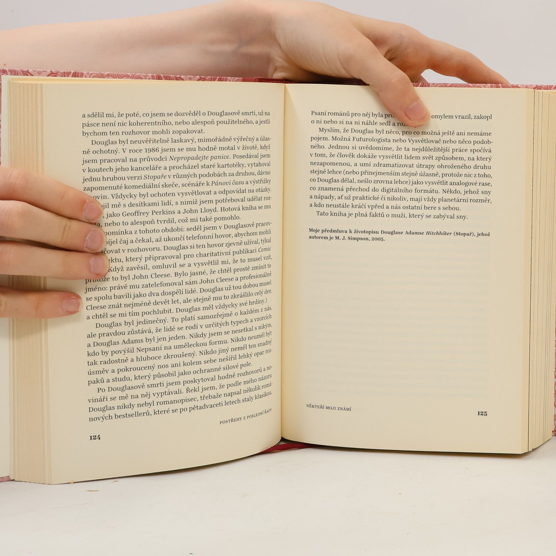 Neil Gaiman Postřehy z poslední řady: Vybrané texty