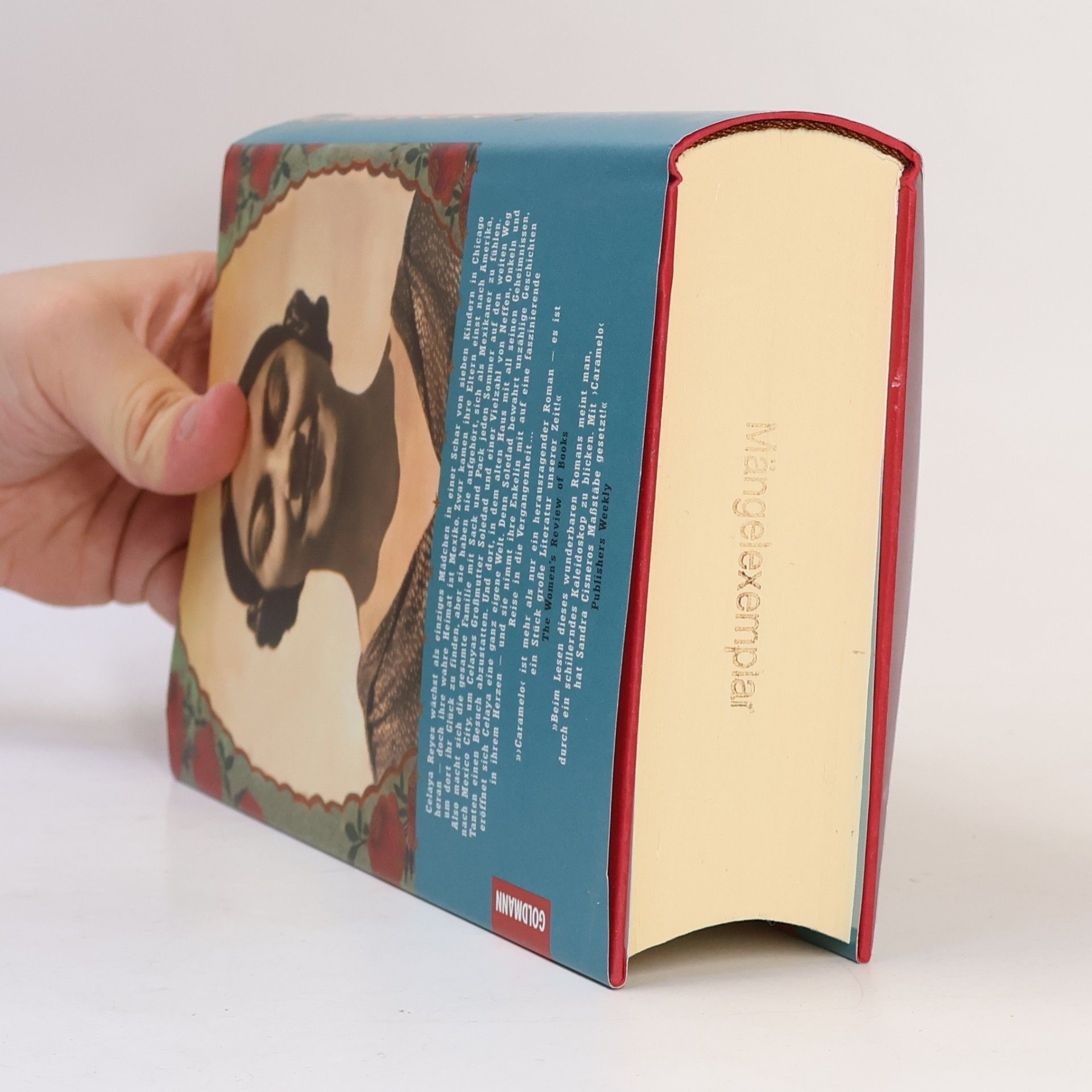 Sandra Cisneros Caramelo