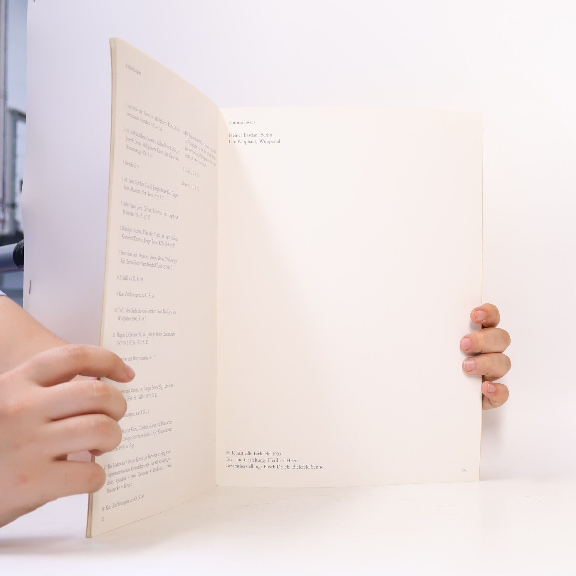 Joseph Beuys Zeichnungen. Begleitende Texte