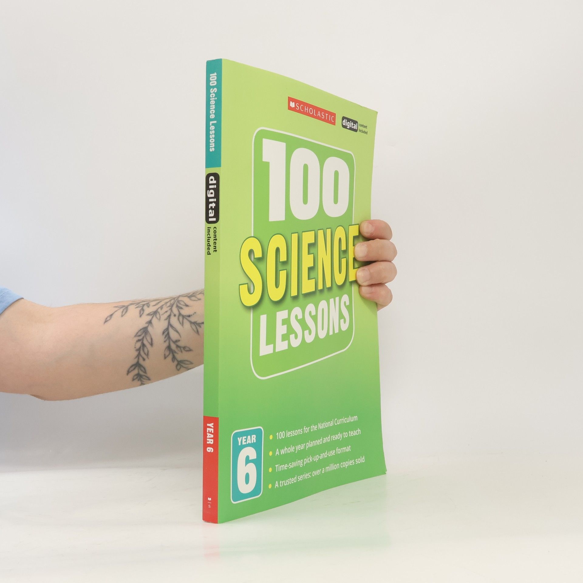 Paul Hollin 100 Science Lessons Year 6