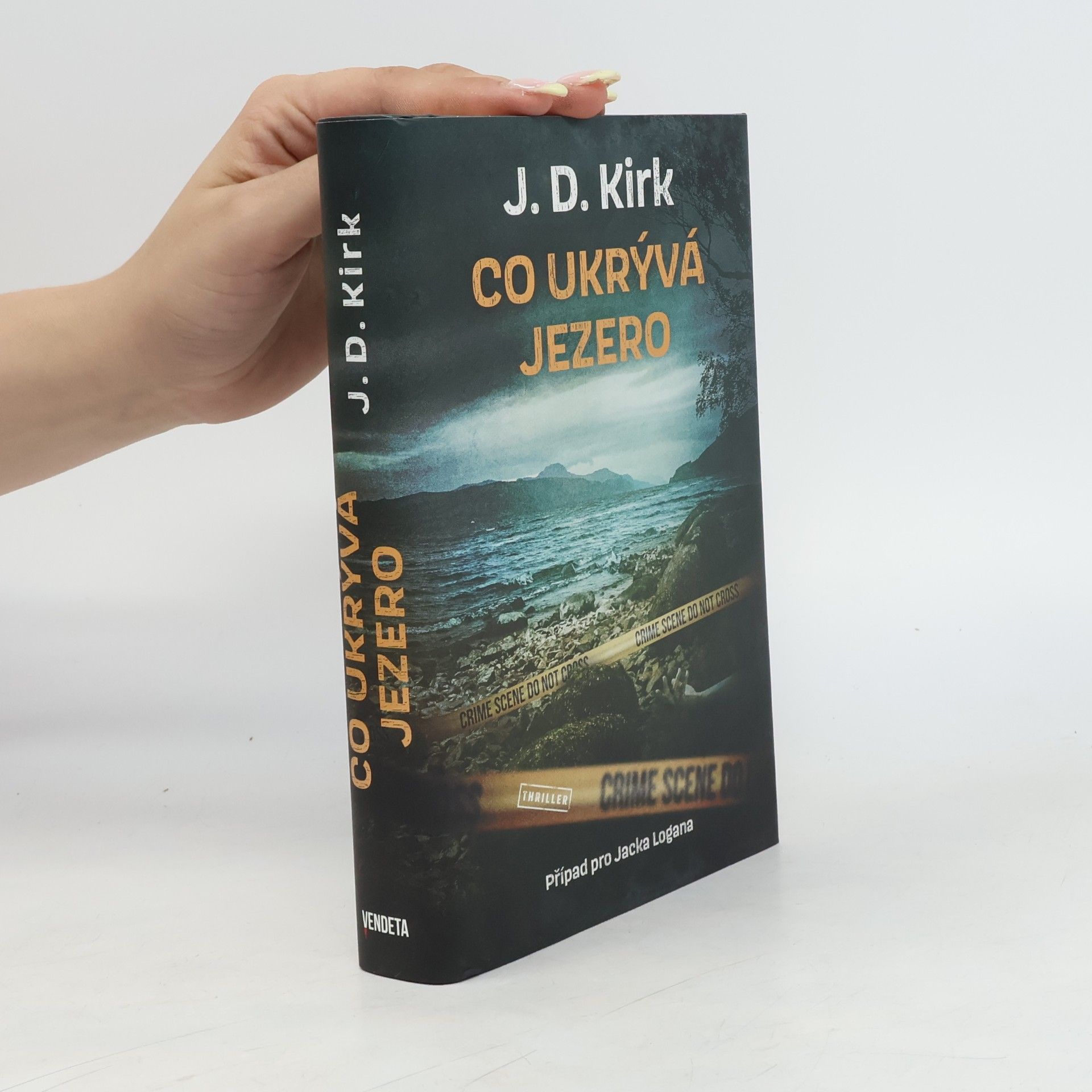 Paul Kirk Co ukrývá jezero