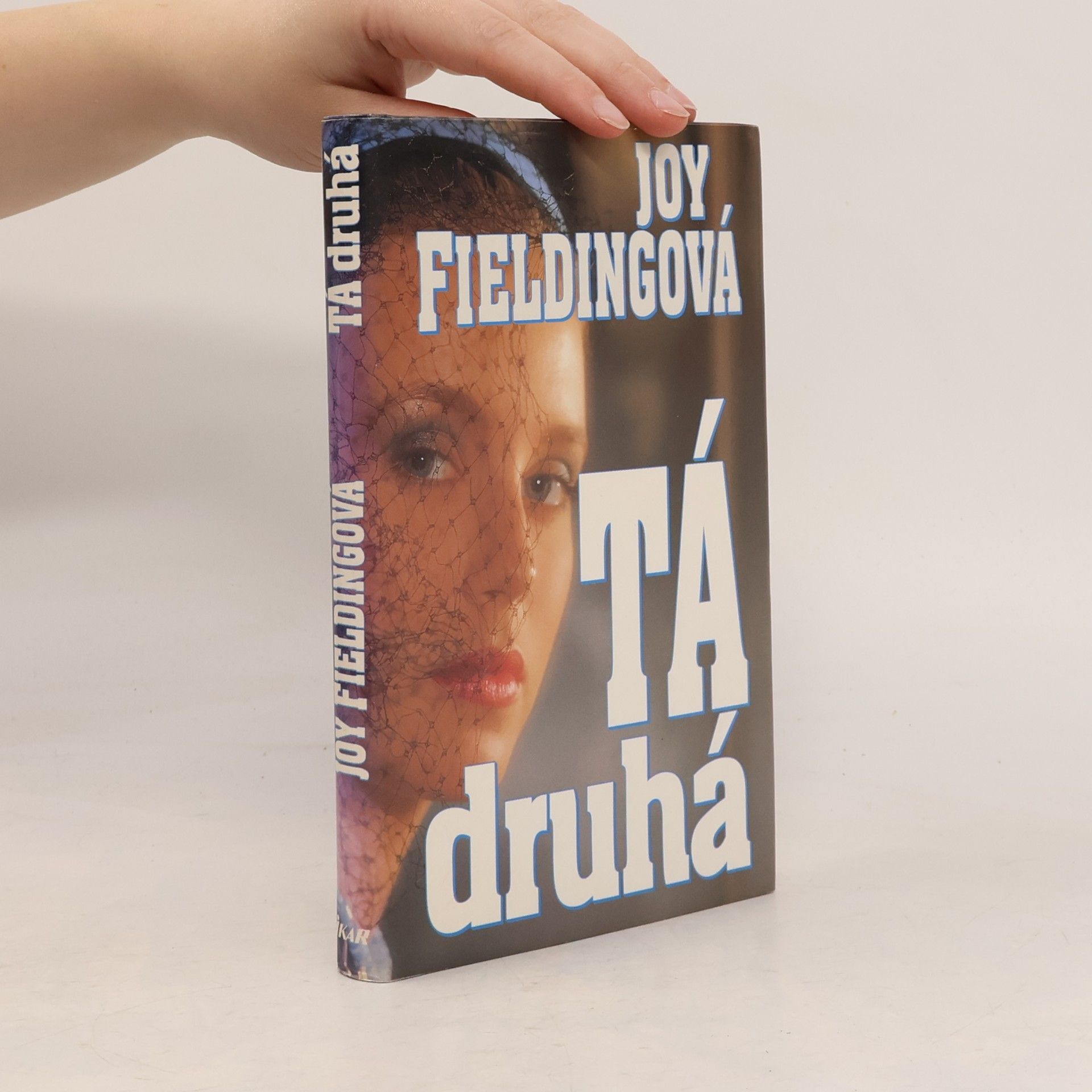 Joy Fielding Tá druhá