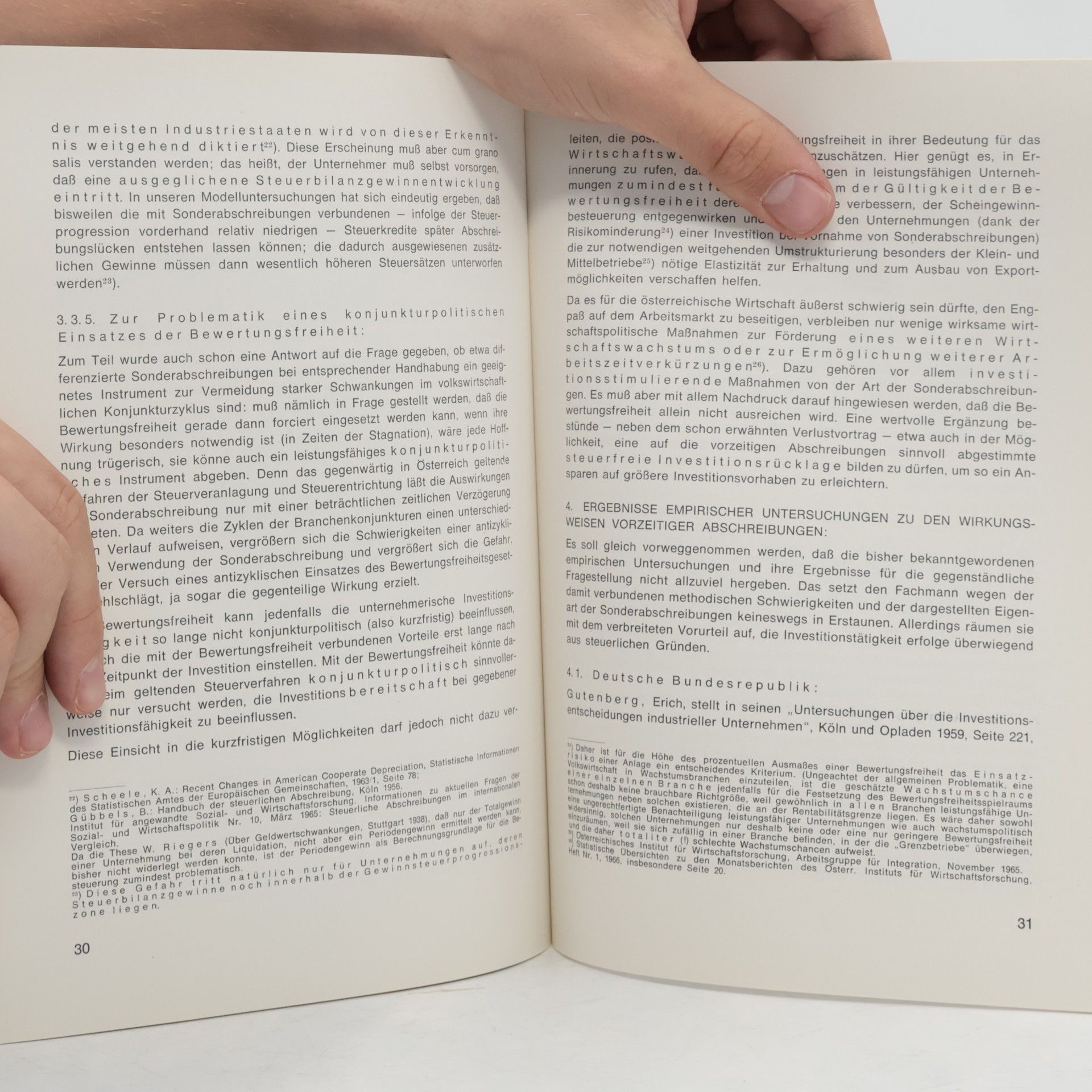 Various authors Betriebs- und Volkswirt- Schaftliche Aspekte der vorzeitigen Abschreibung