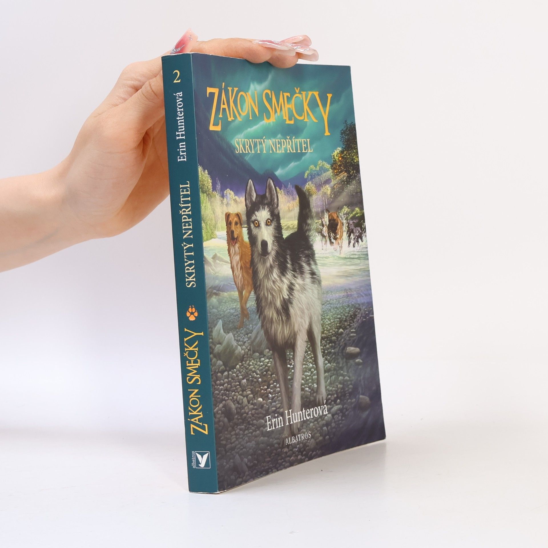 Erin Hunter Zákon smečky: Skrytý nepřítel