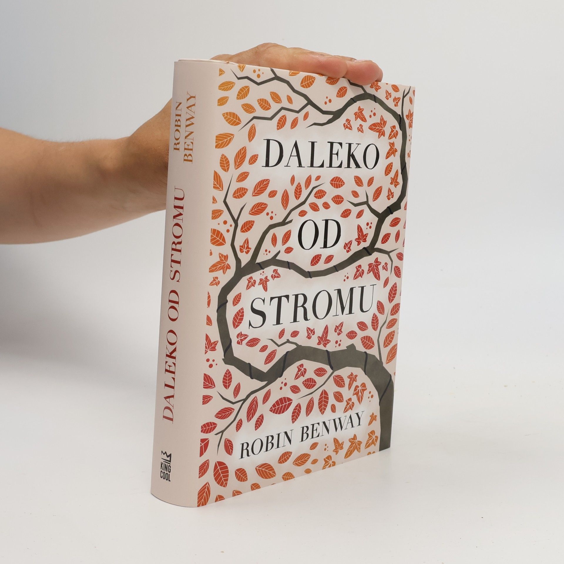 Robin Benway Daleko od stromu