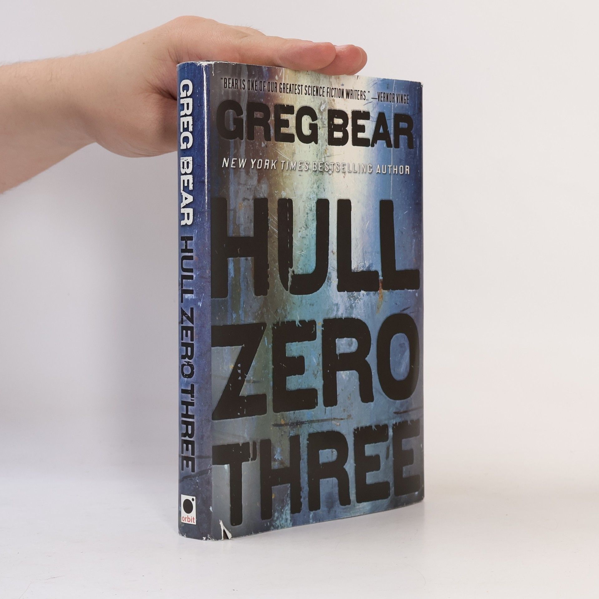 Greg Bear Hull Zero Three