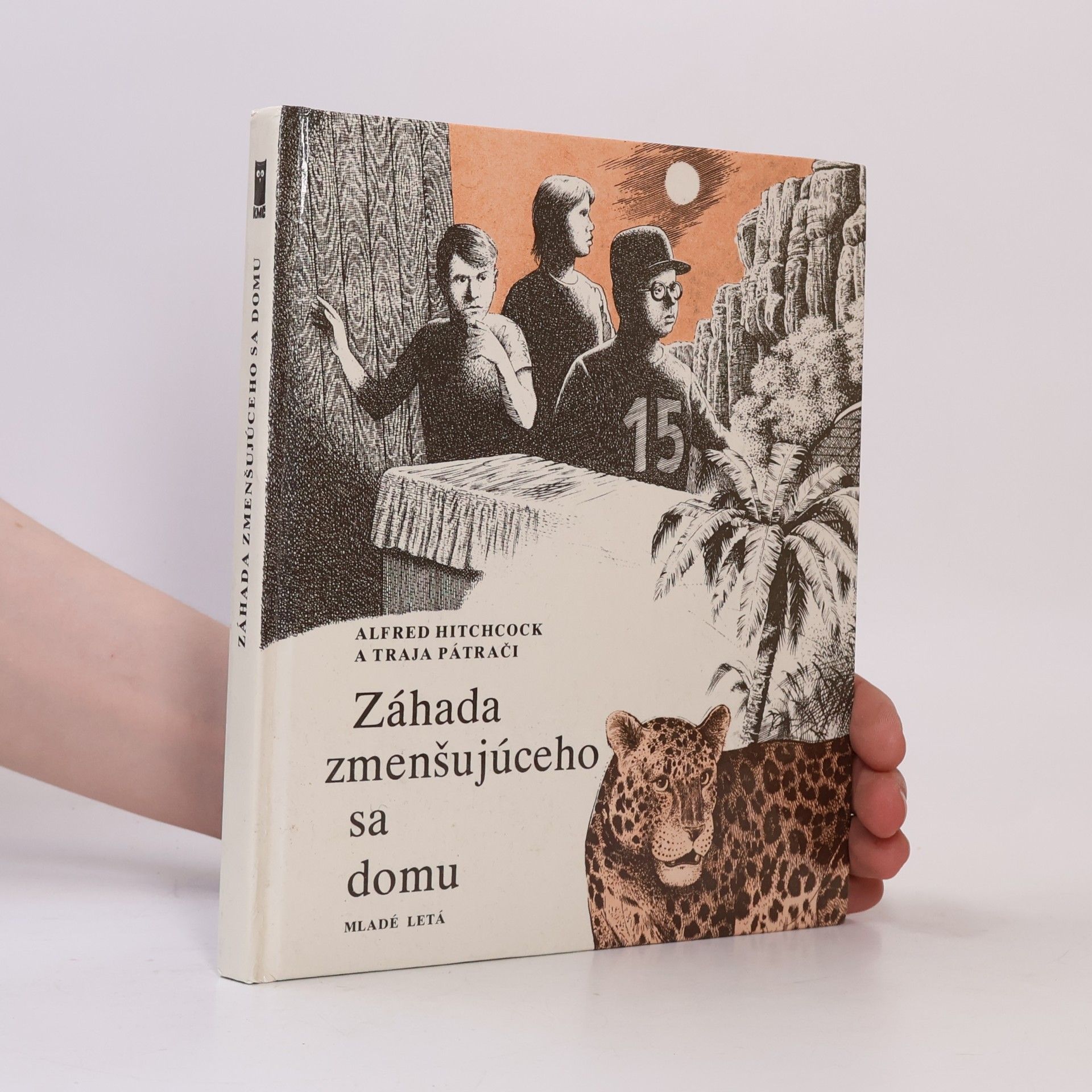 Dennis Lynds Alfred Hitchcock a traja pátrači. Záhada zmenšujúceho sa domu