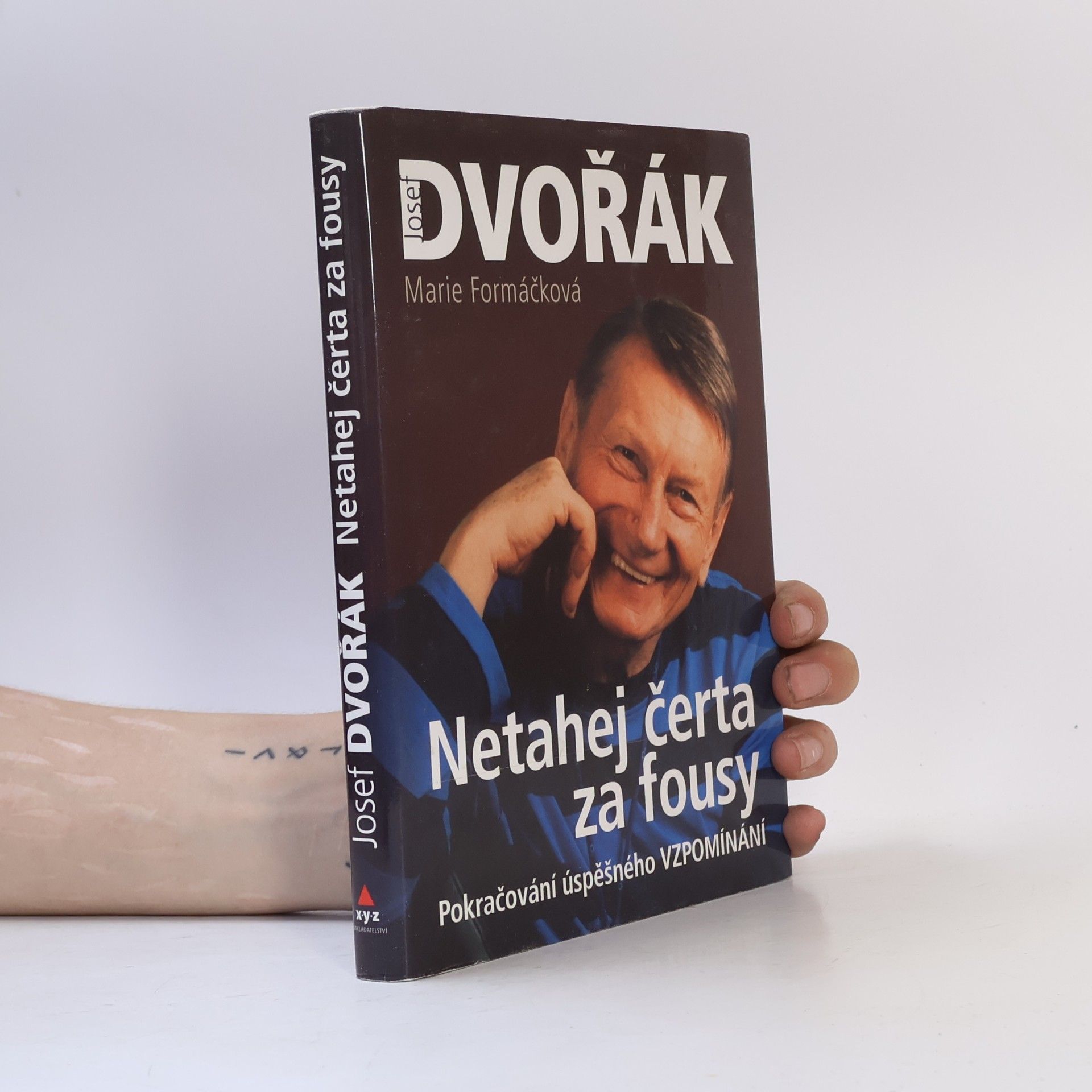 Netahej čerta za fousy