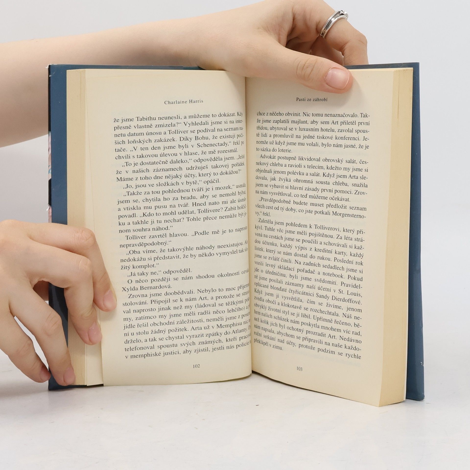 Charlaine Harris Pasti ze záhrobí