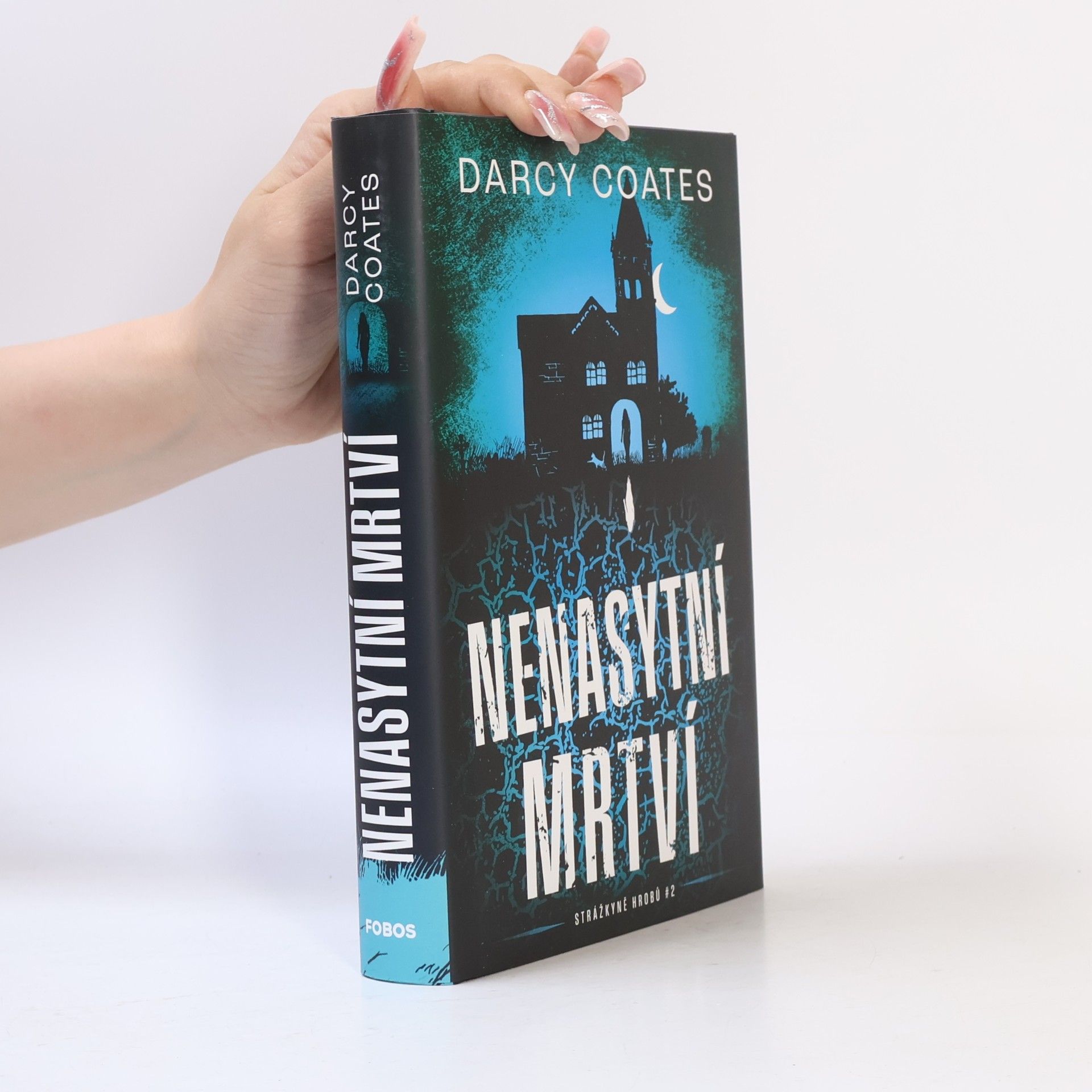 Darcy Coates Nenasytní mrtví