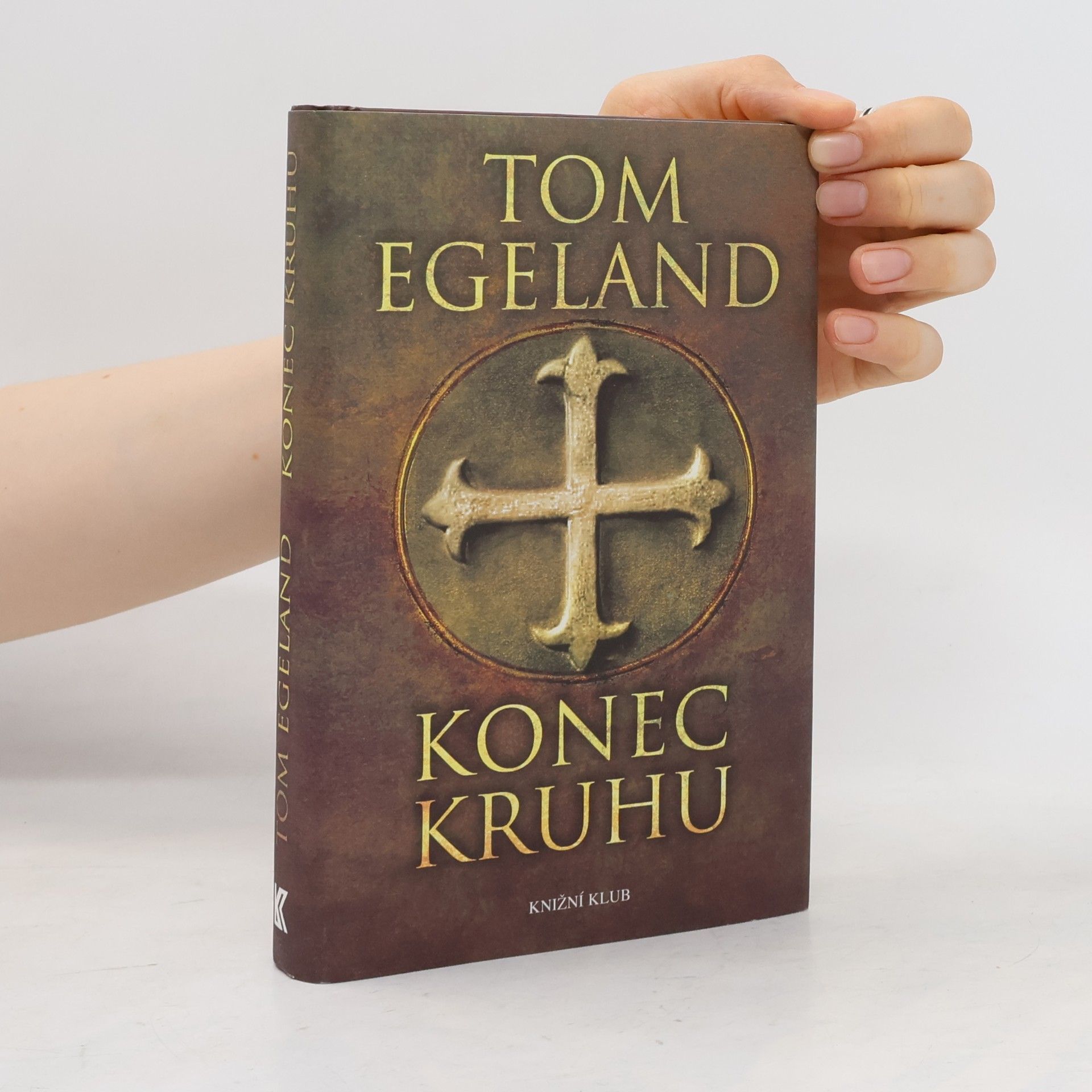 Tom Egeland Konec kruhu