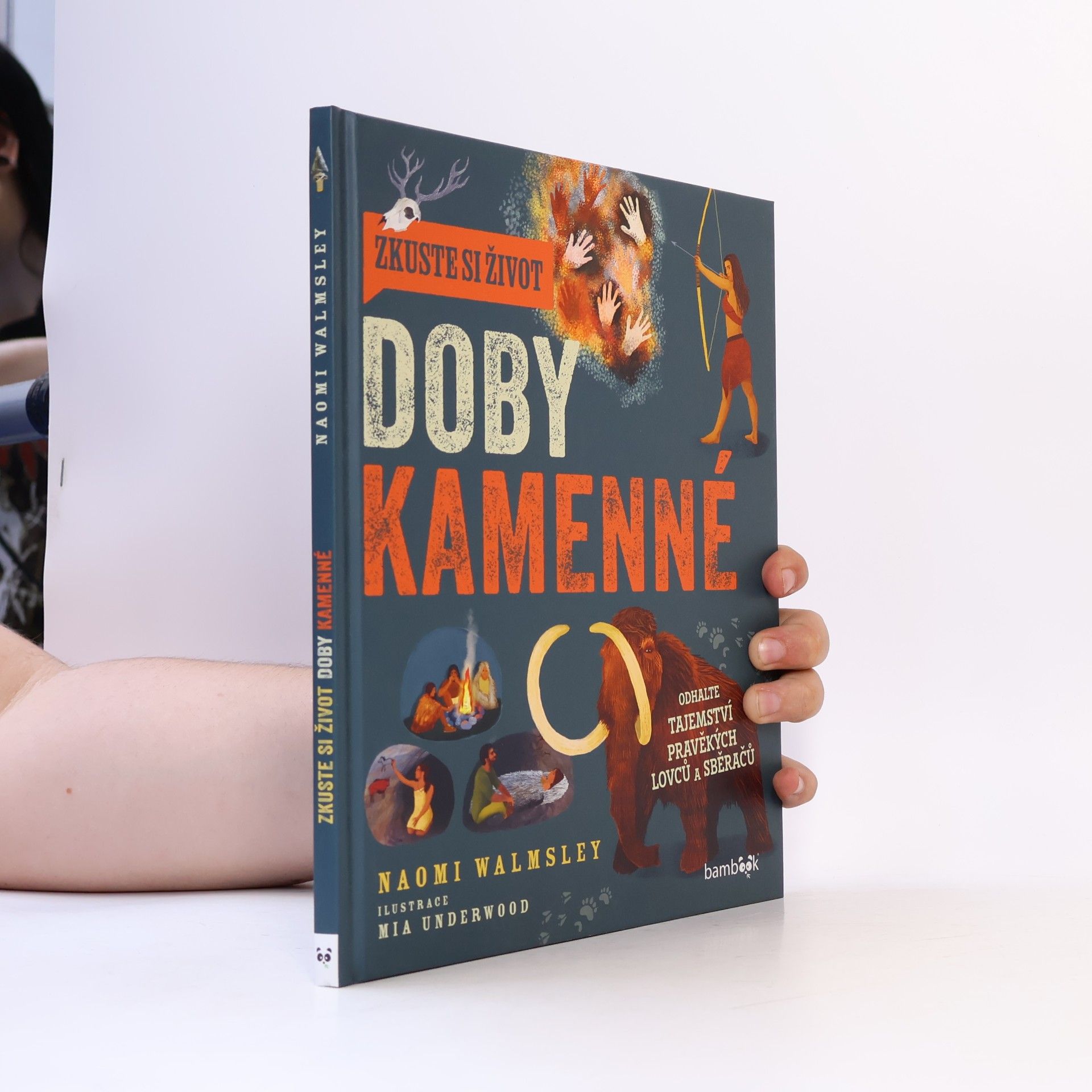 Mia Underwood Zkuste si život doby kamenné