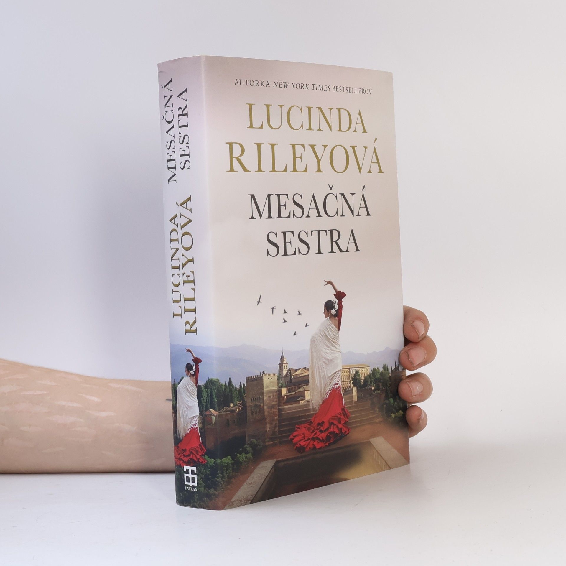 Lucinda Riley Mesačná sestra