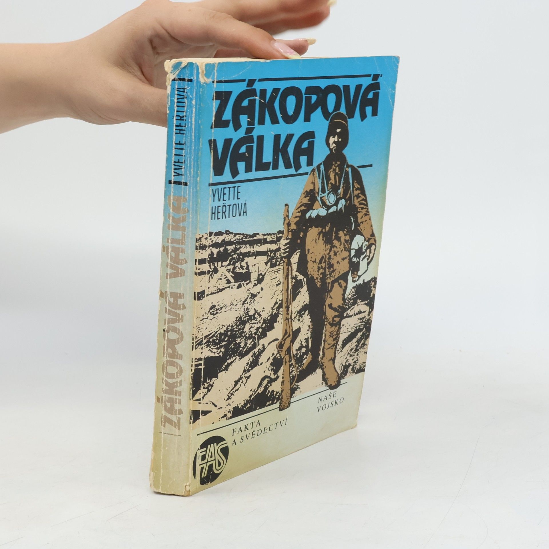 Yvette Heřtová Zákopová válka