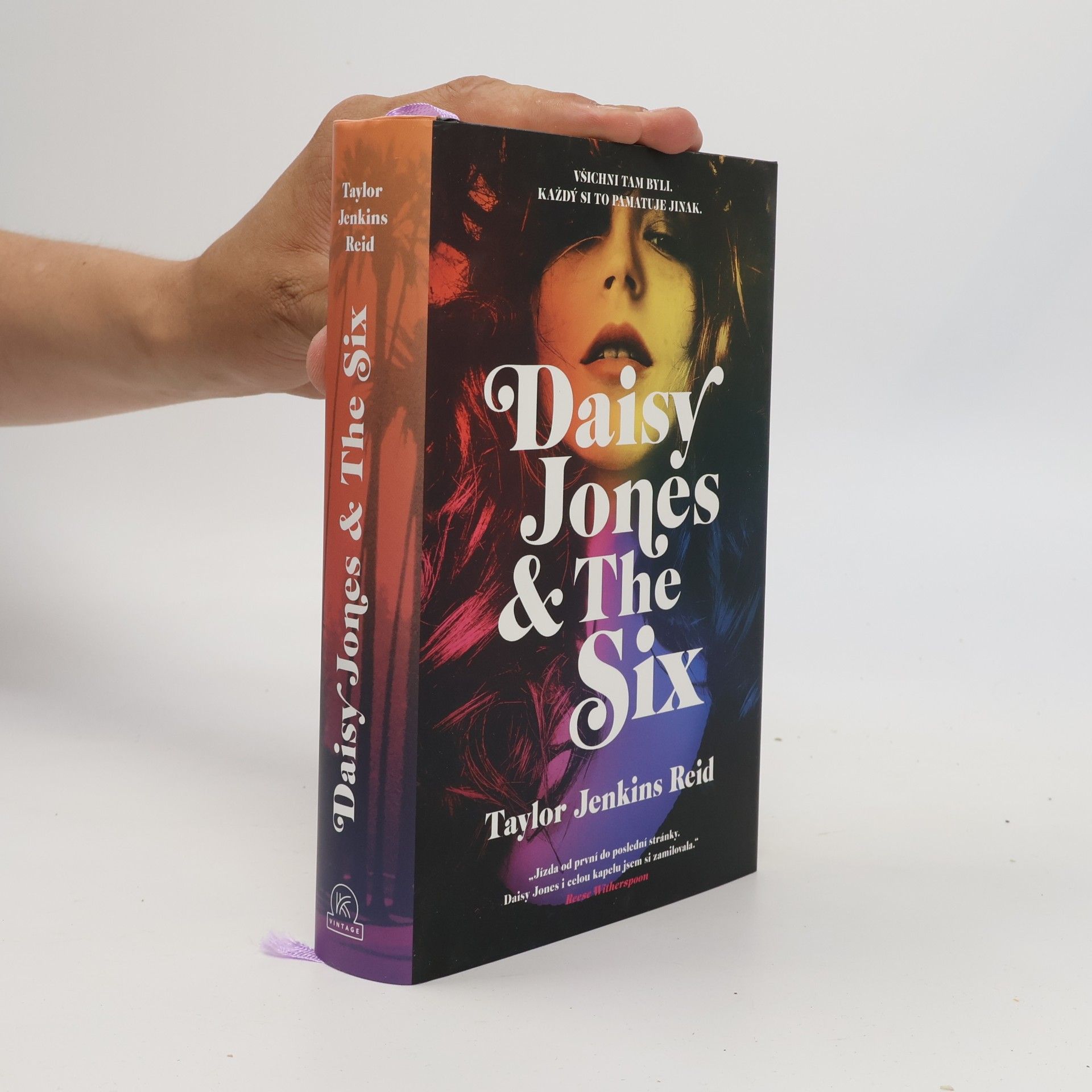 Taylor Jenkins Reid Daisy Jones & The Six