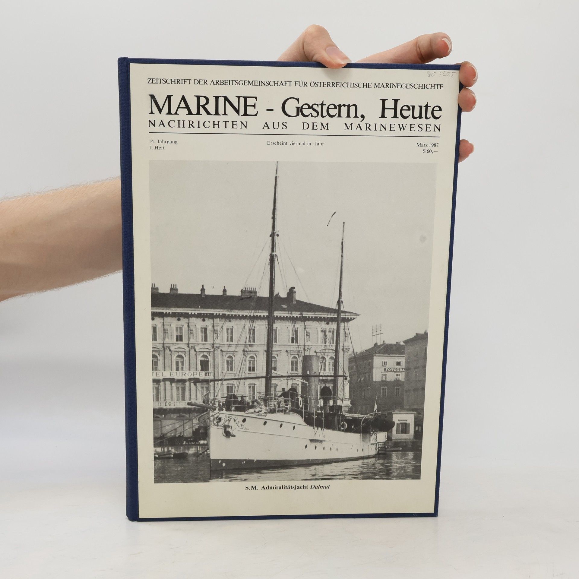 Collectif d'auteurs Marine. Gestern, Heute