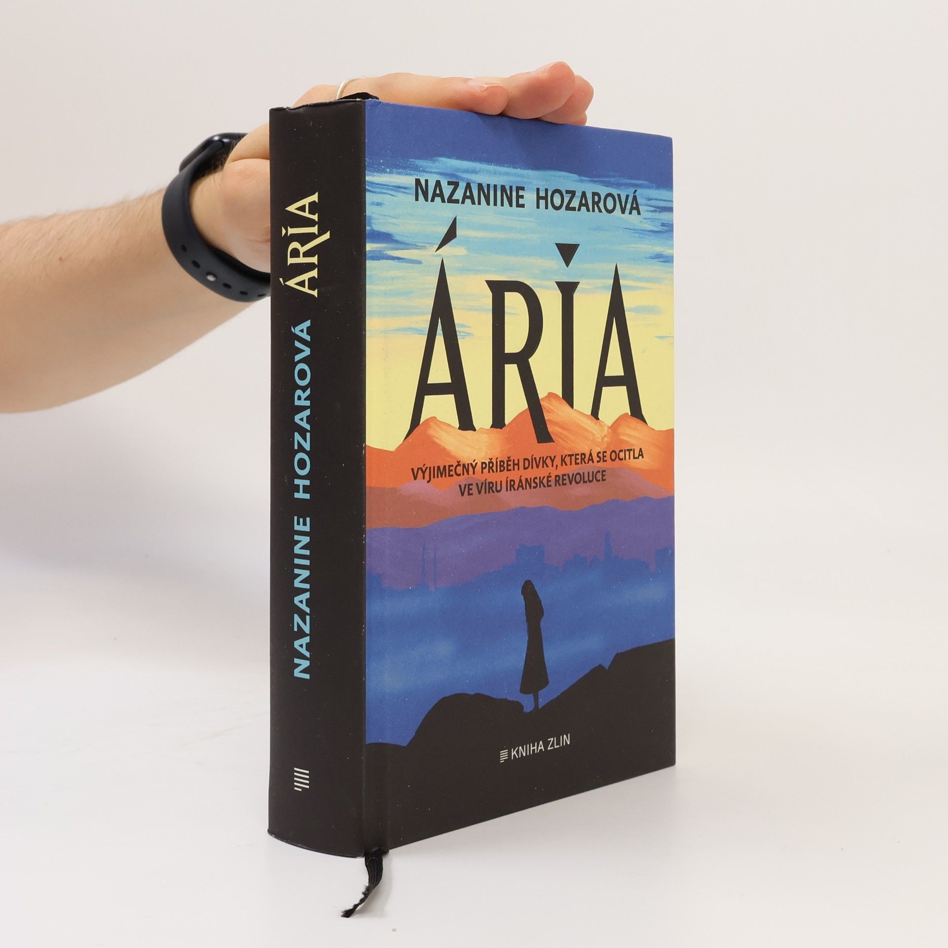 Nazanine Hozar Ária