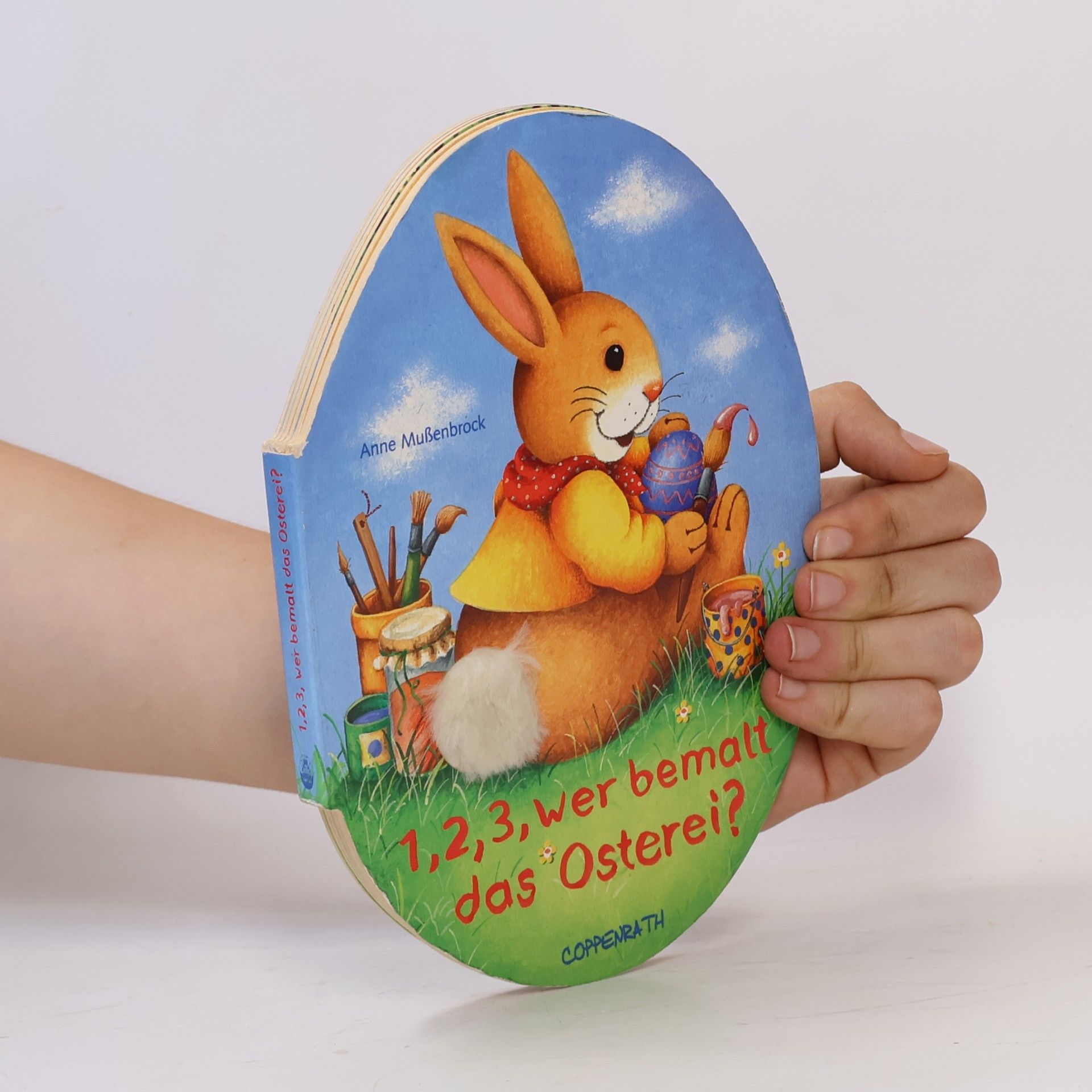 1, 2, 3, wer bemalt das Osterei?