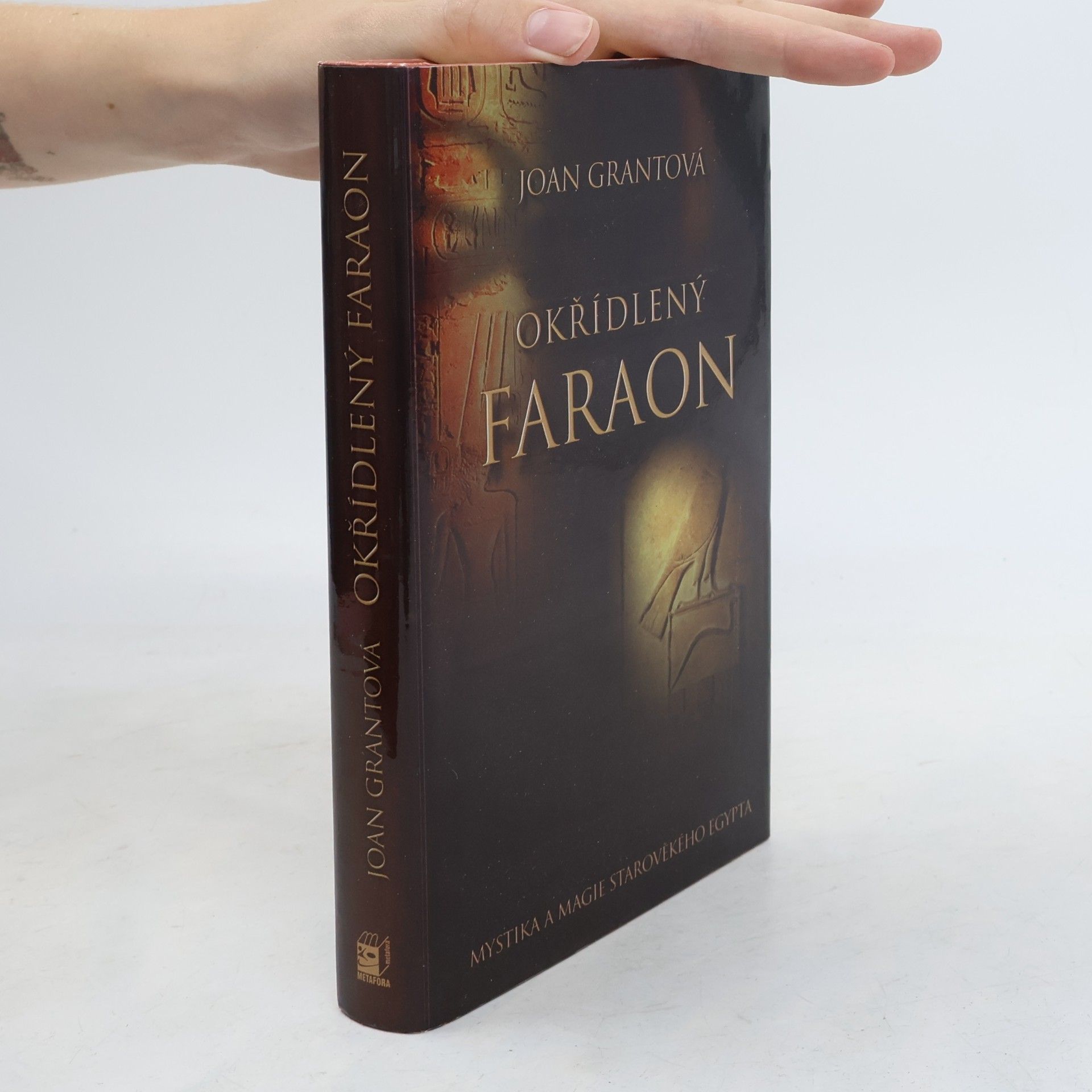 Joan Marshall Grant Okřídlený faraon