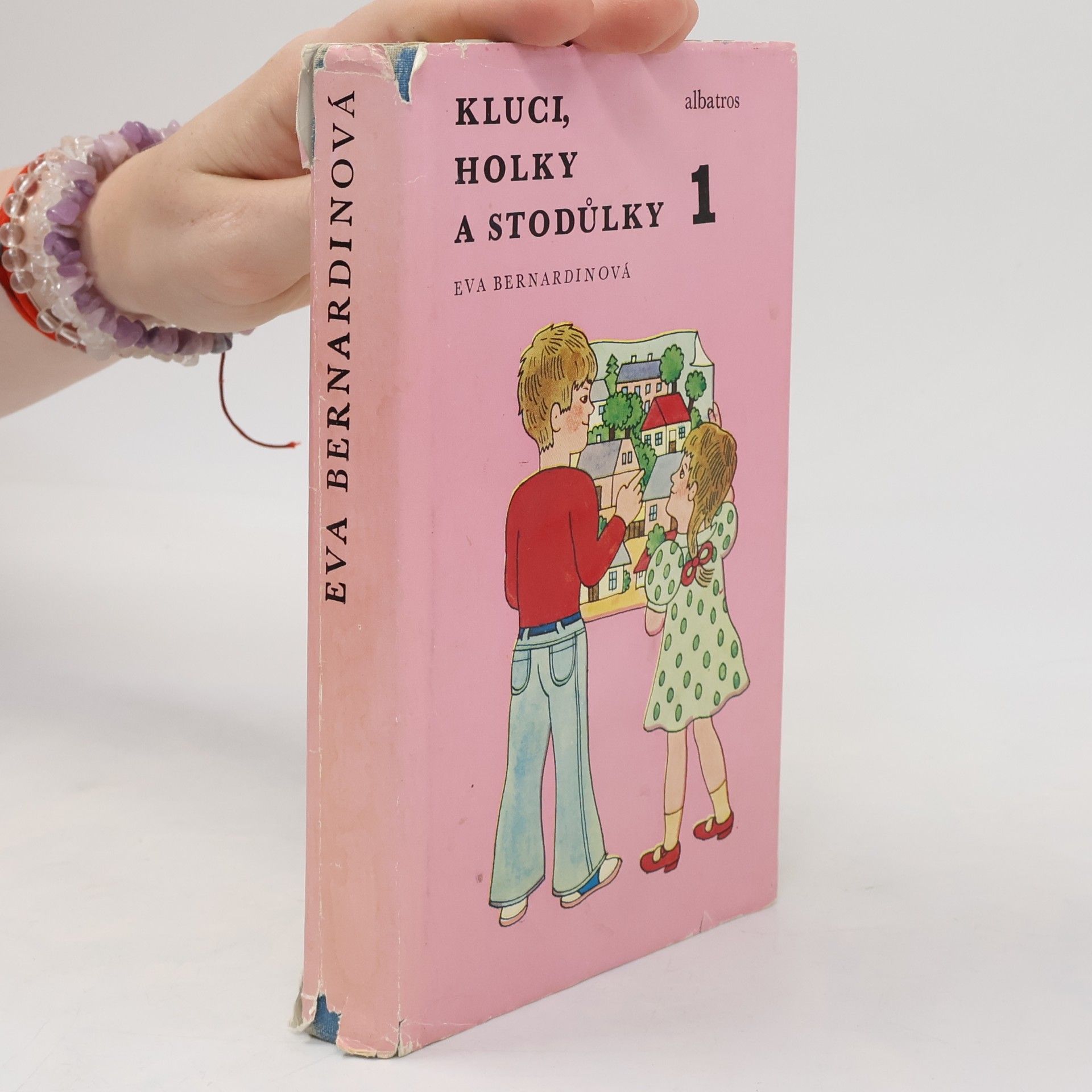 Eva Bernardinová Kluci, holky a Stodůlky 1