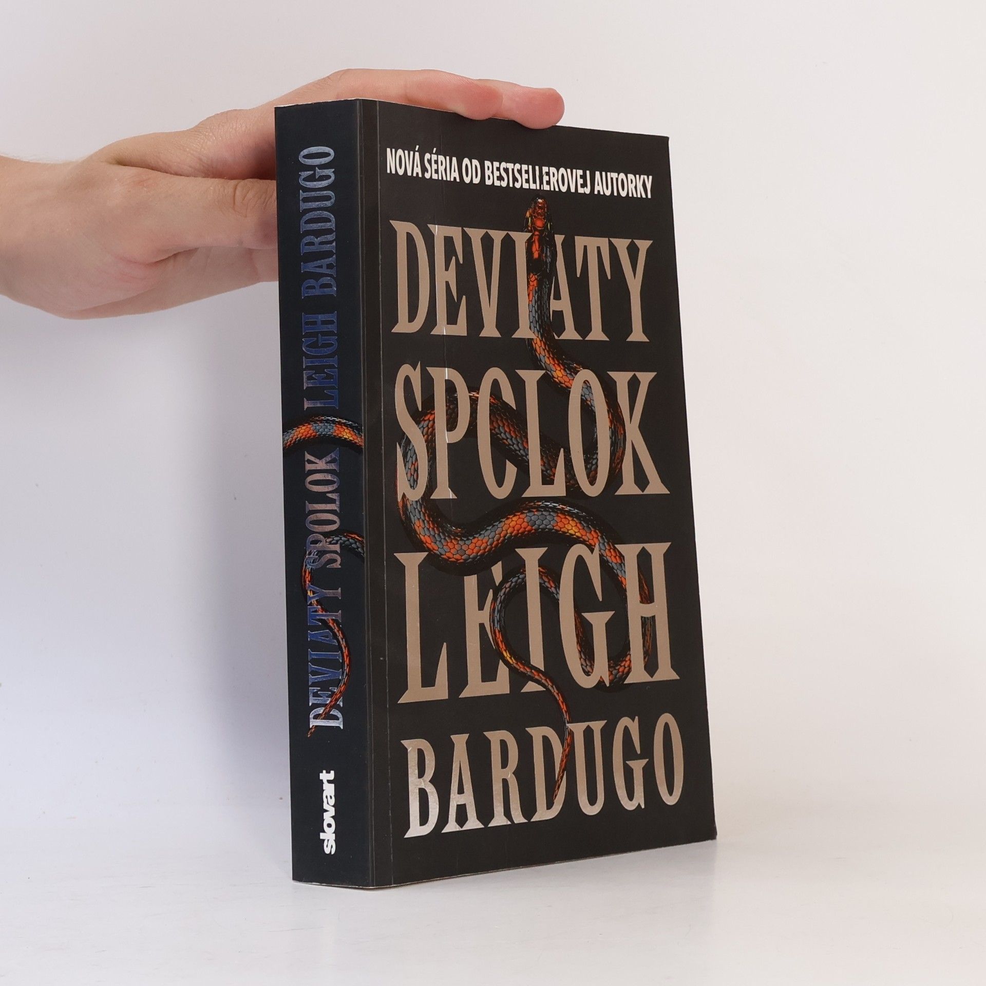 Leigh Bardugo Deviaty spolok