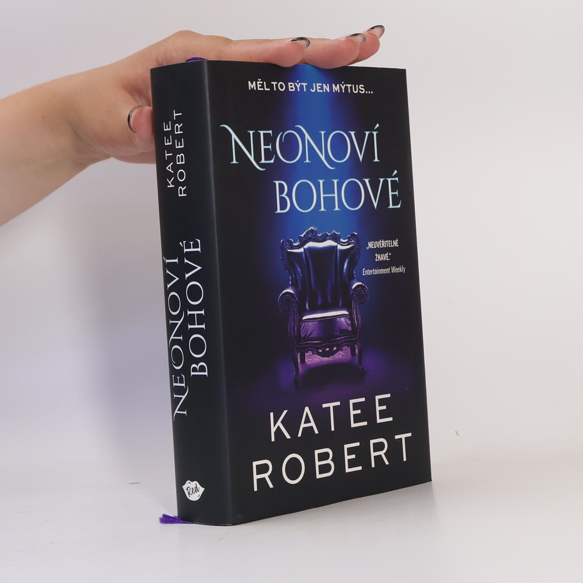 Katee Robert Neonoví bohové