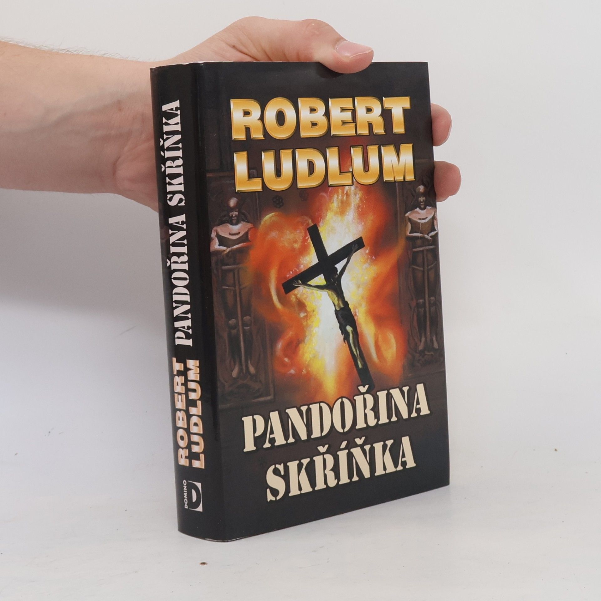 Robert Ludlum Pandořina skříňka