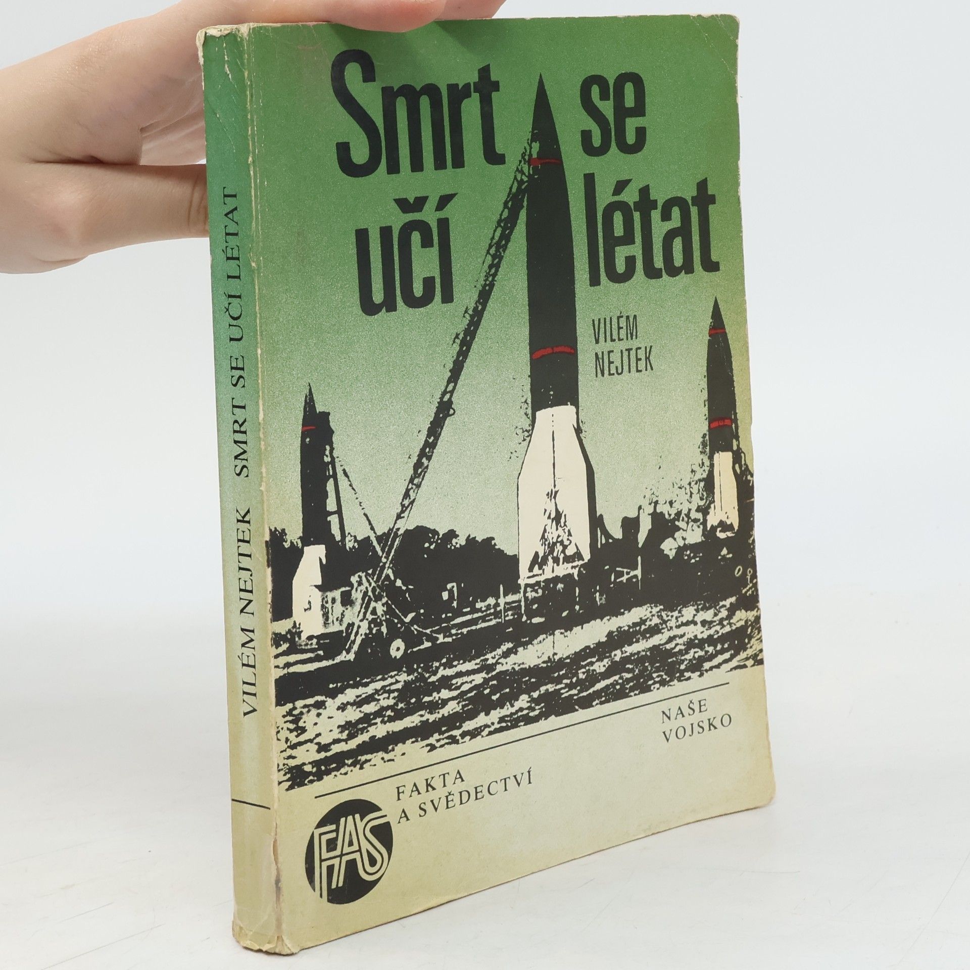 Vilém Nejtek Smrt se učí létat