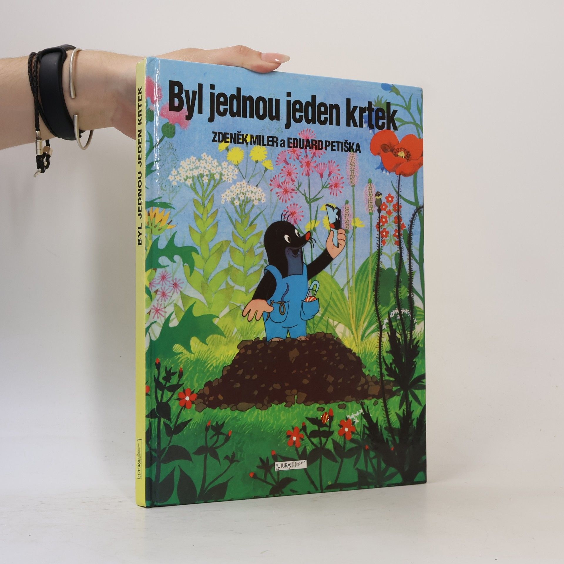 Eduard Petiška Byl jednou jeden krtek