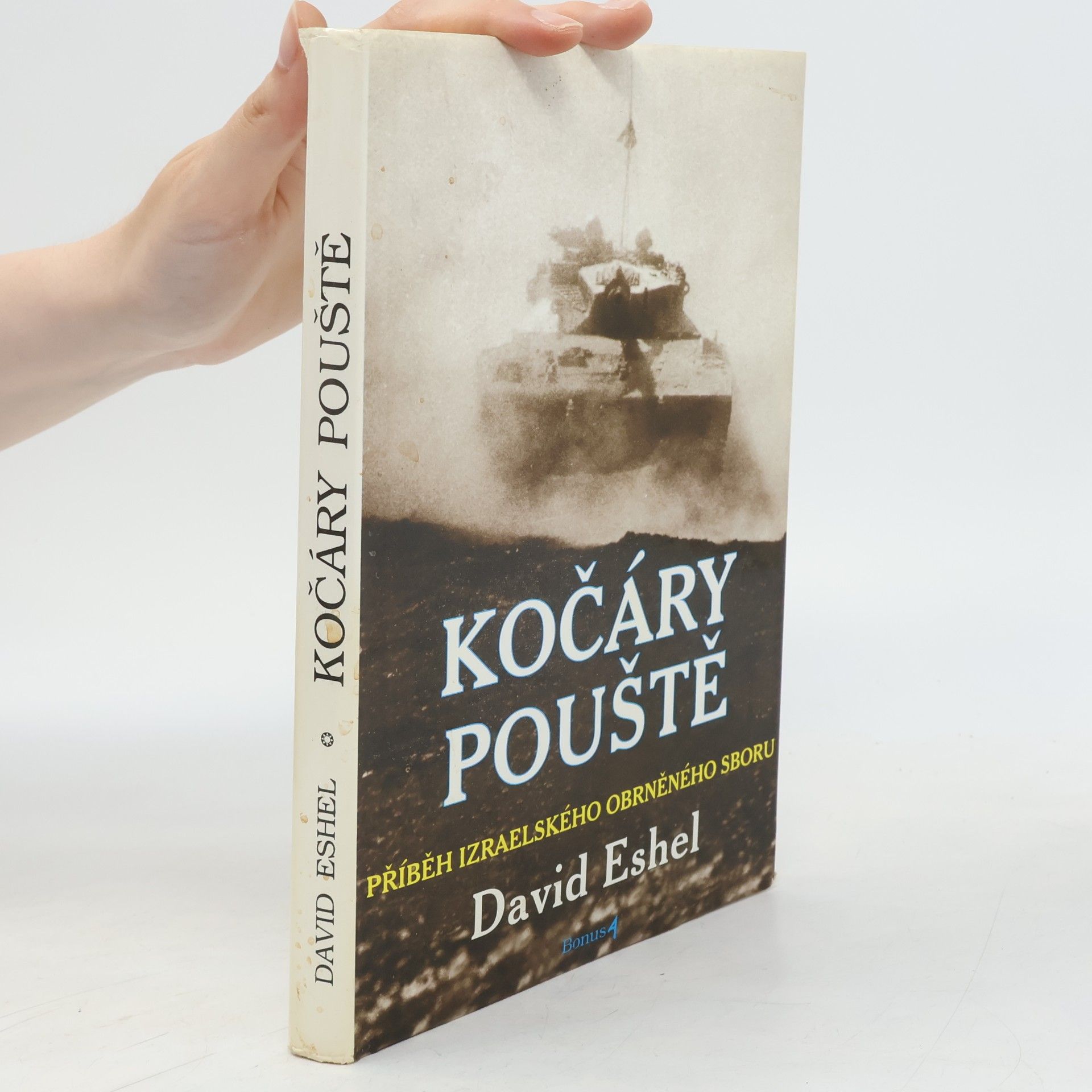 David Eshel Kočáry pouště
