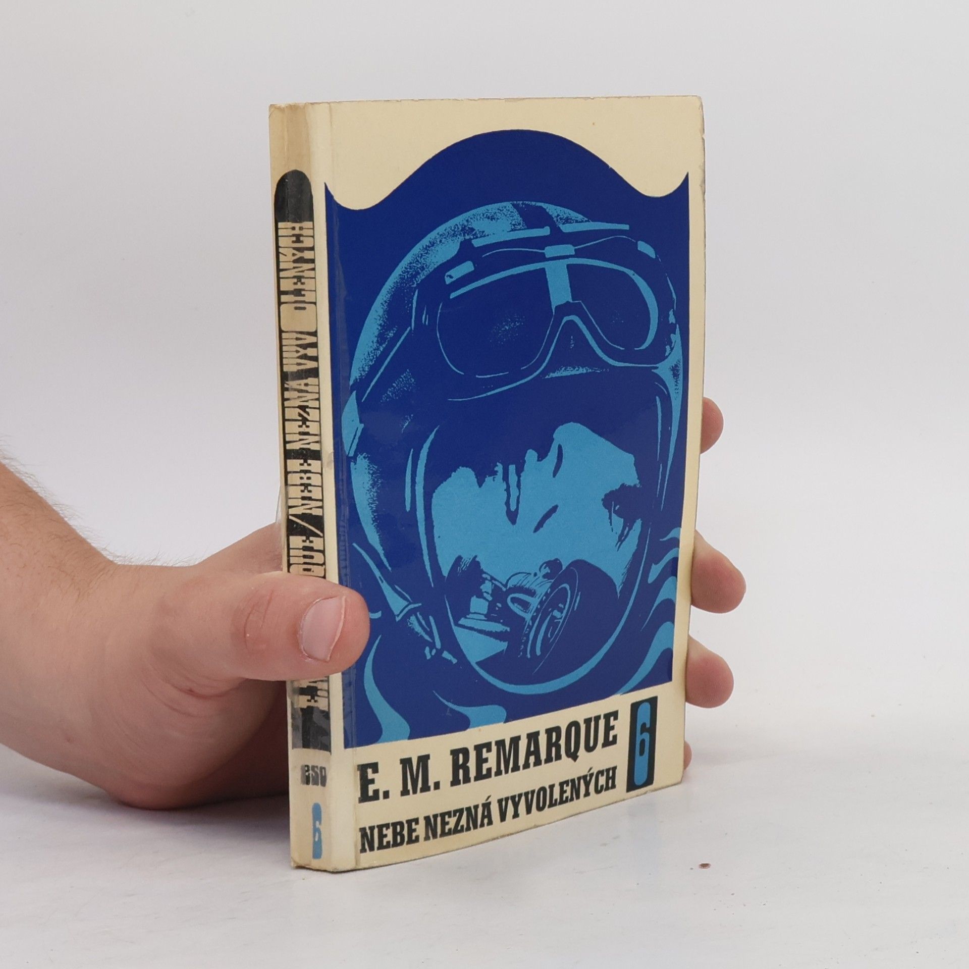 Erich Maria Remarque Nebe nezná vyvolených