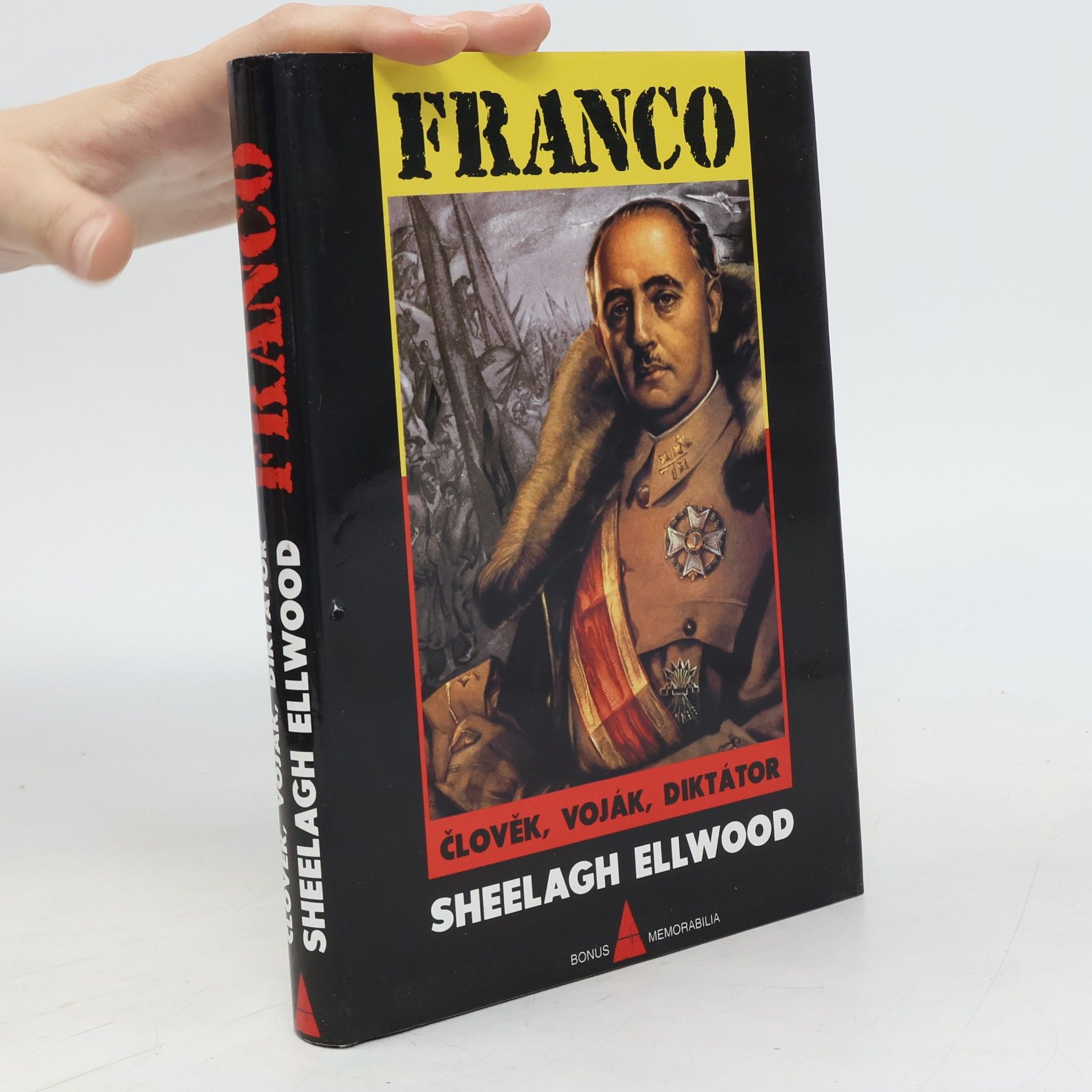 Sheelagh M. Ellwood Franco : člověk, voják, diktátor