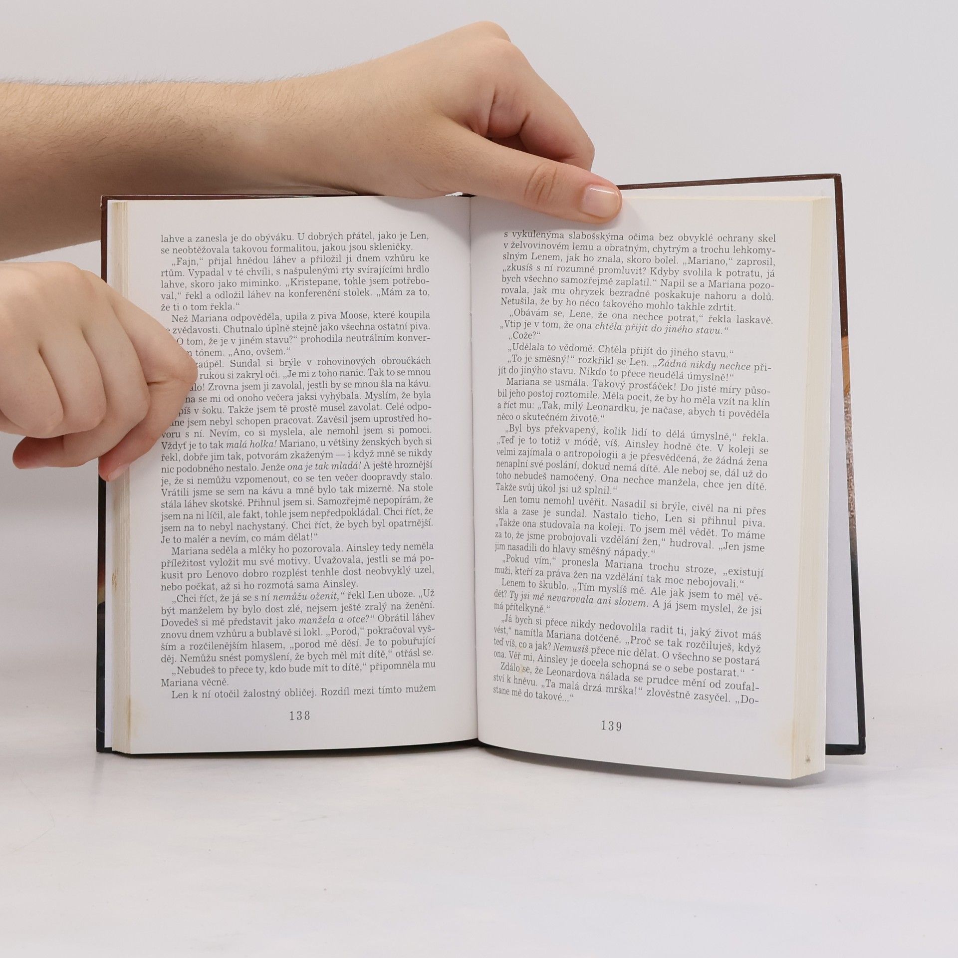 Margaret Atwood Žena k nakousnutí