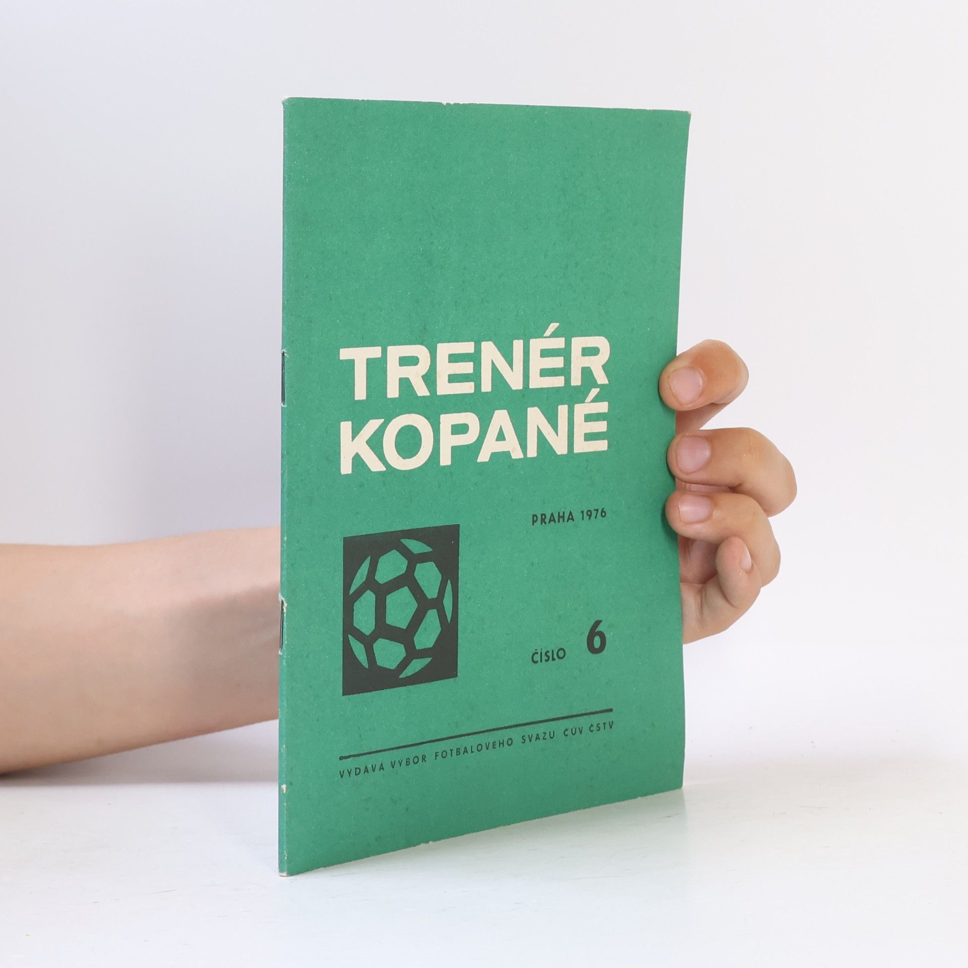 Kolektív autorov Trenér kopané číslo 6.