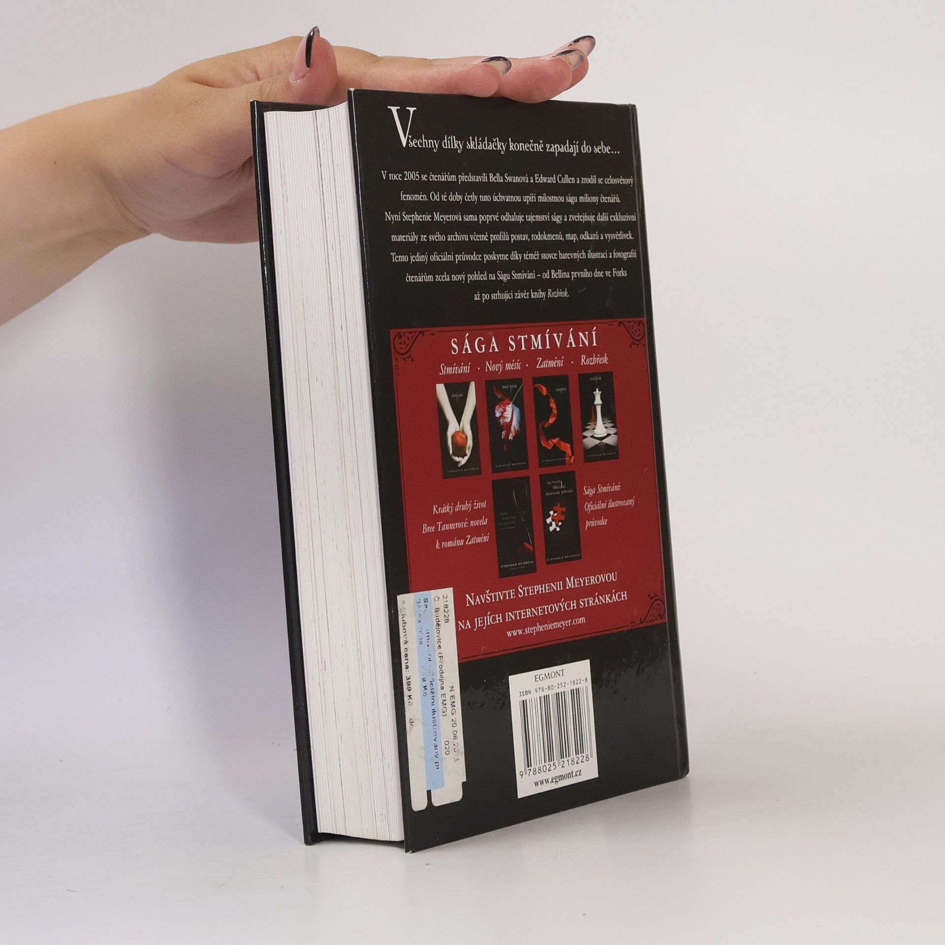 Stephenie Meyer Sága Stmívání: Oficiální ilustrovaný průvodce