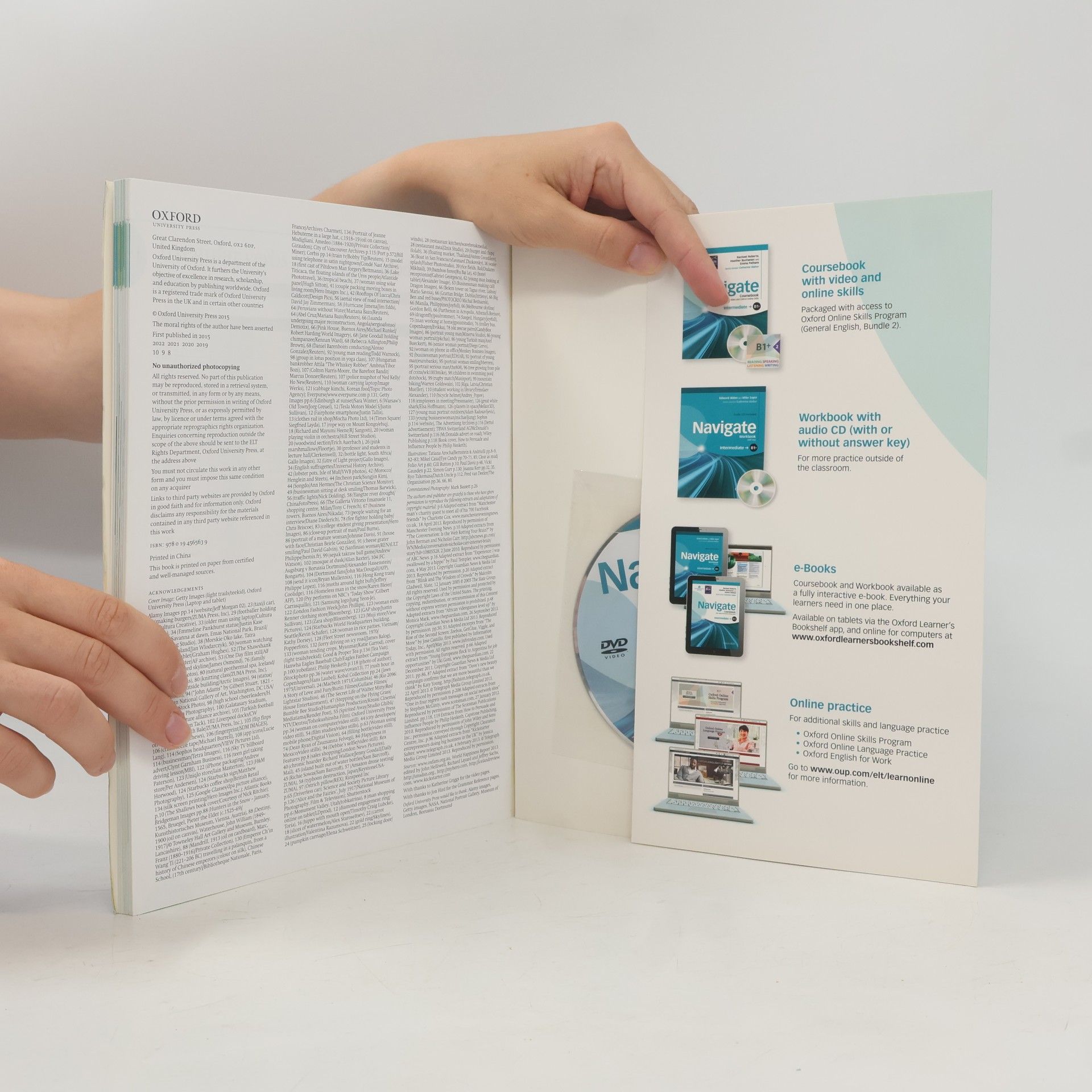 Collectif d'auteurs Navigate B1+ : intermediate. Coursebook with video and Oxford Online Skills