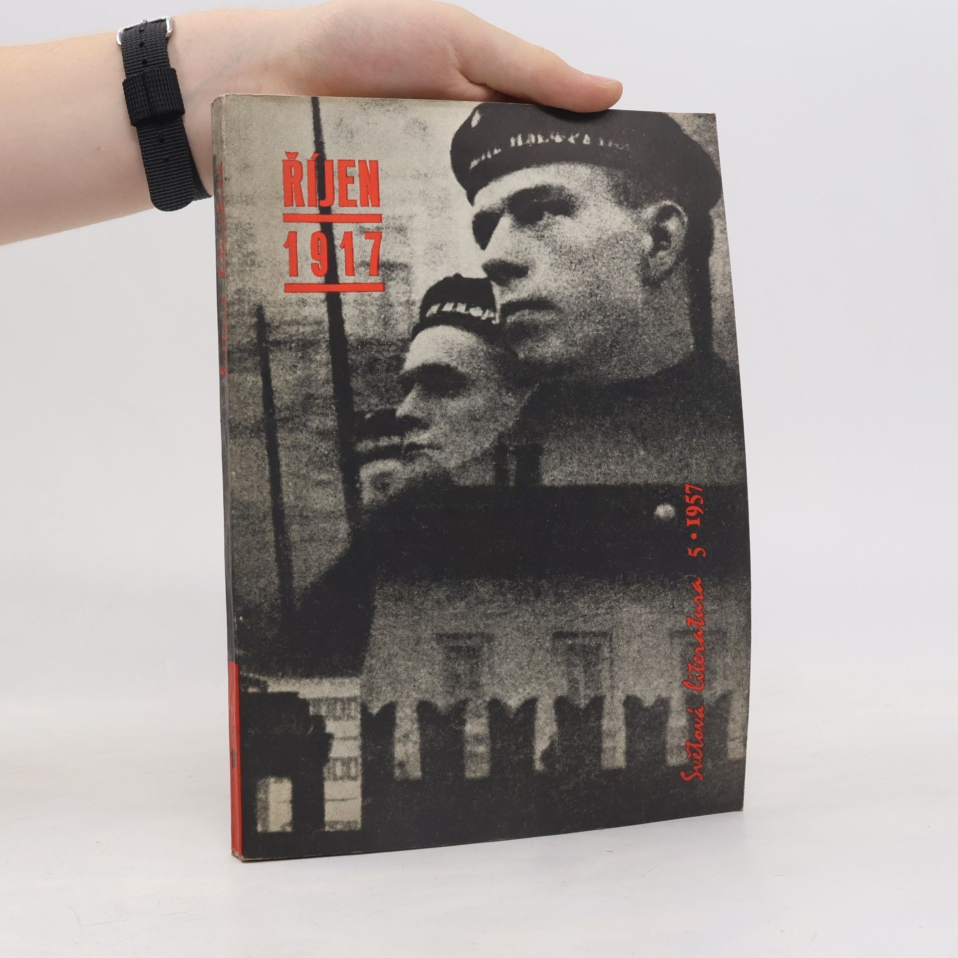 Kolektiv autorů Světová literatura. Říjen 1917