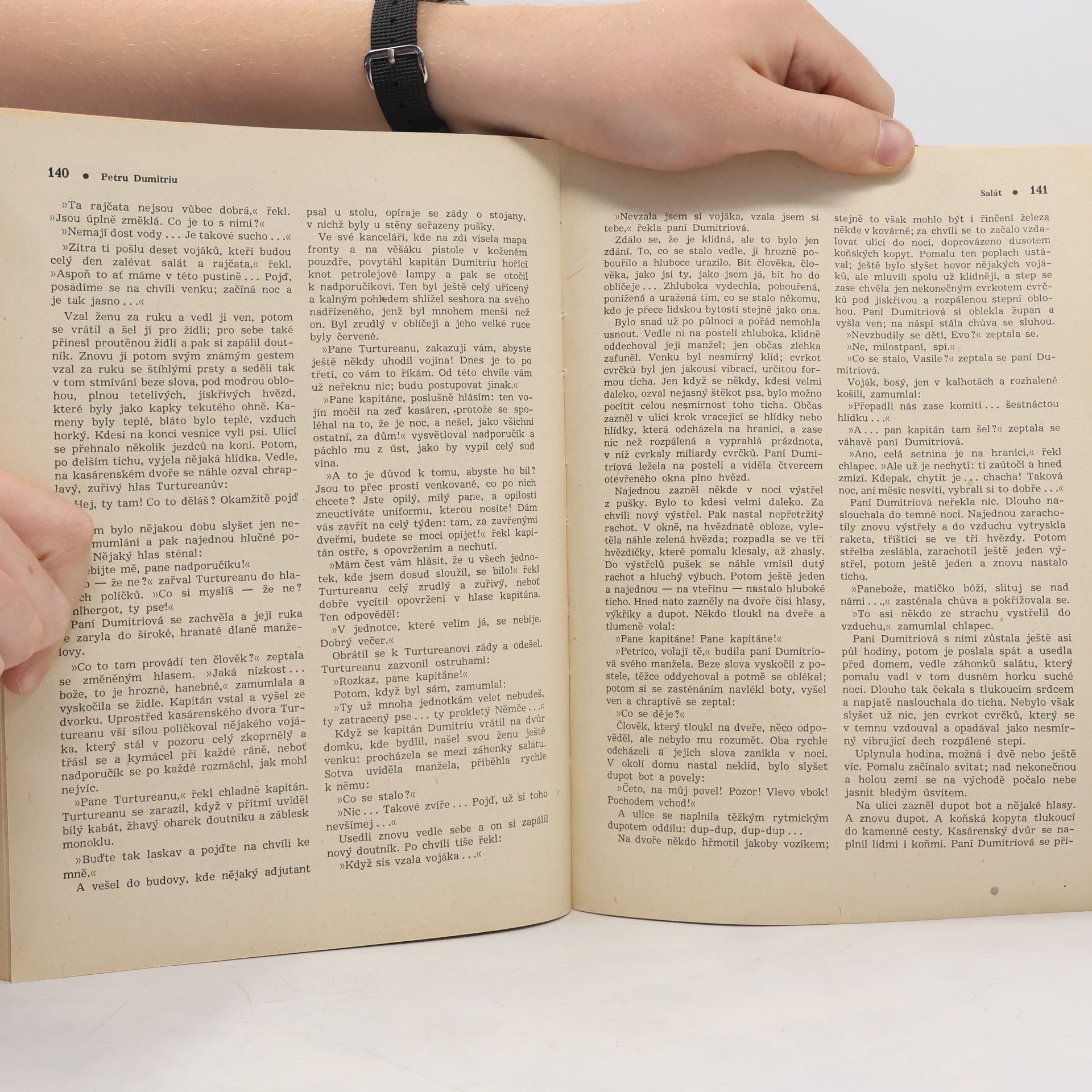 Autorenkollektiv Světová literatura. Říjen 1917