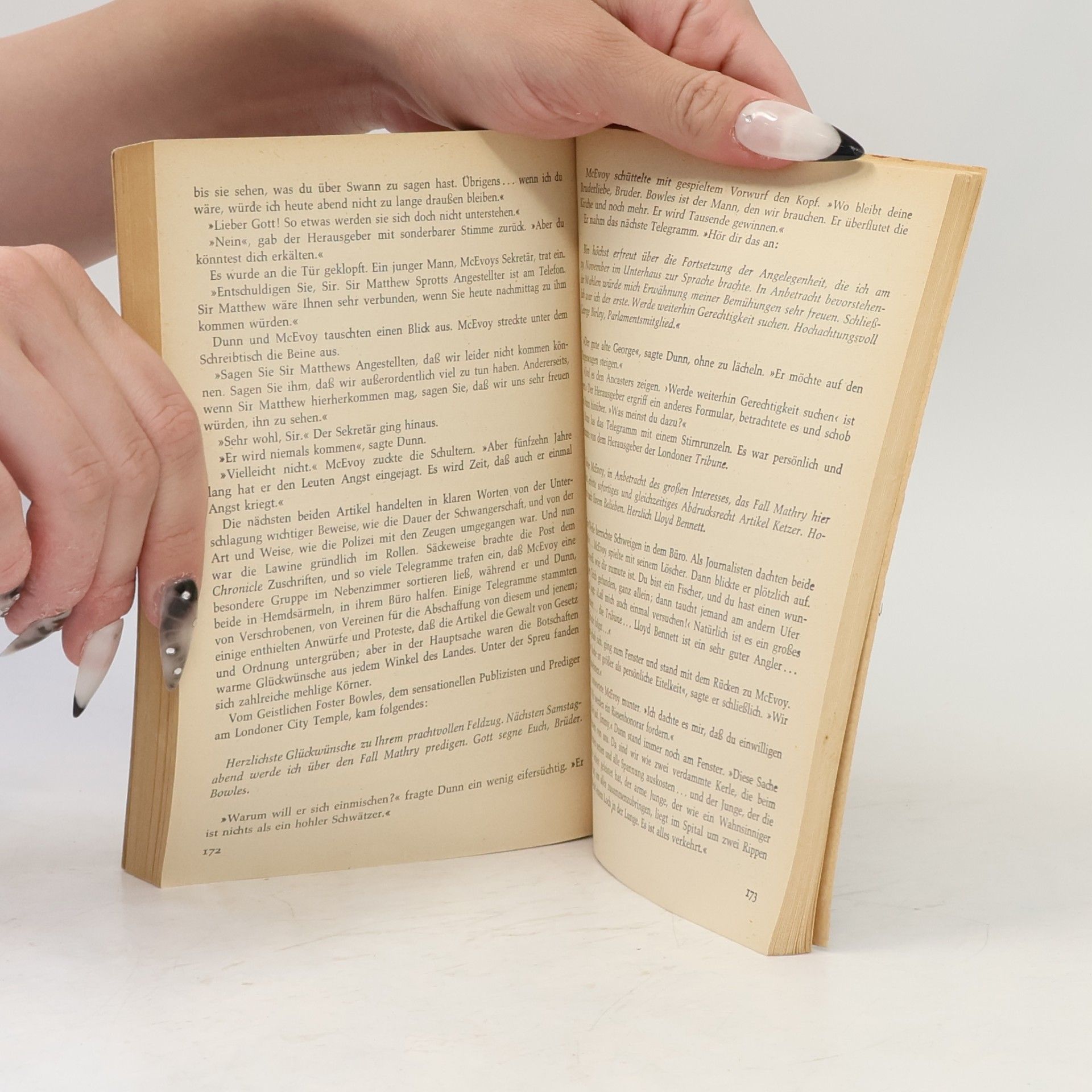 A. J. Cronin Hinter diesen Mauern