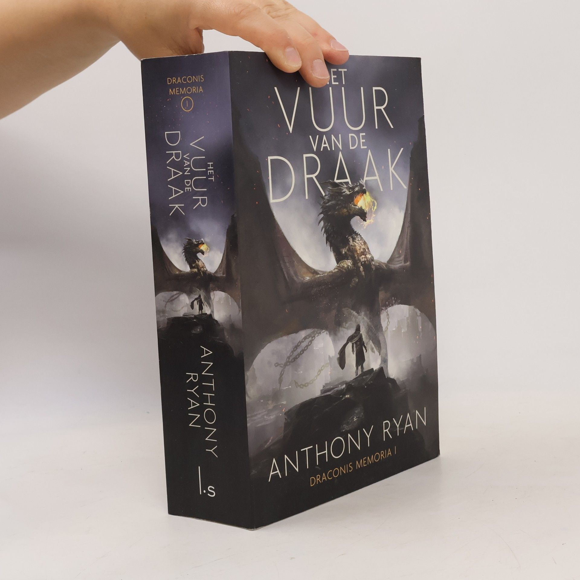 Niels van Eekelen Draconis Memoria - 1: Het Vuur van de Draak